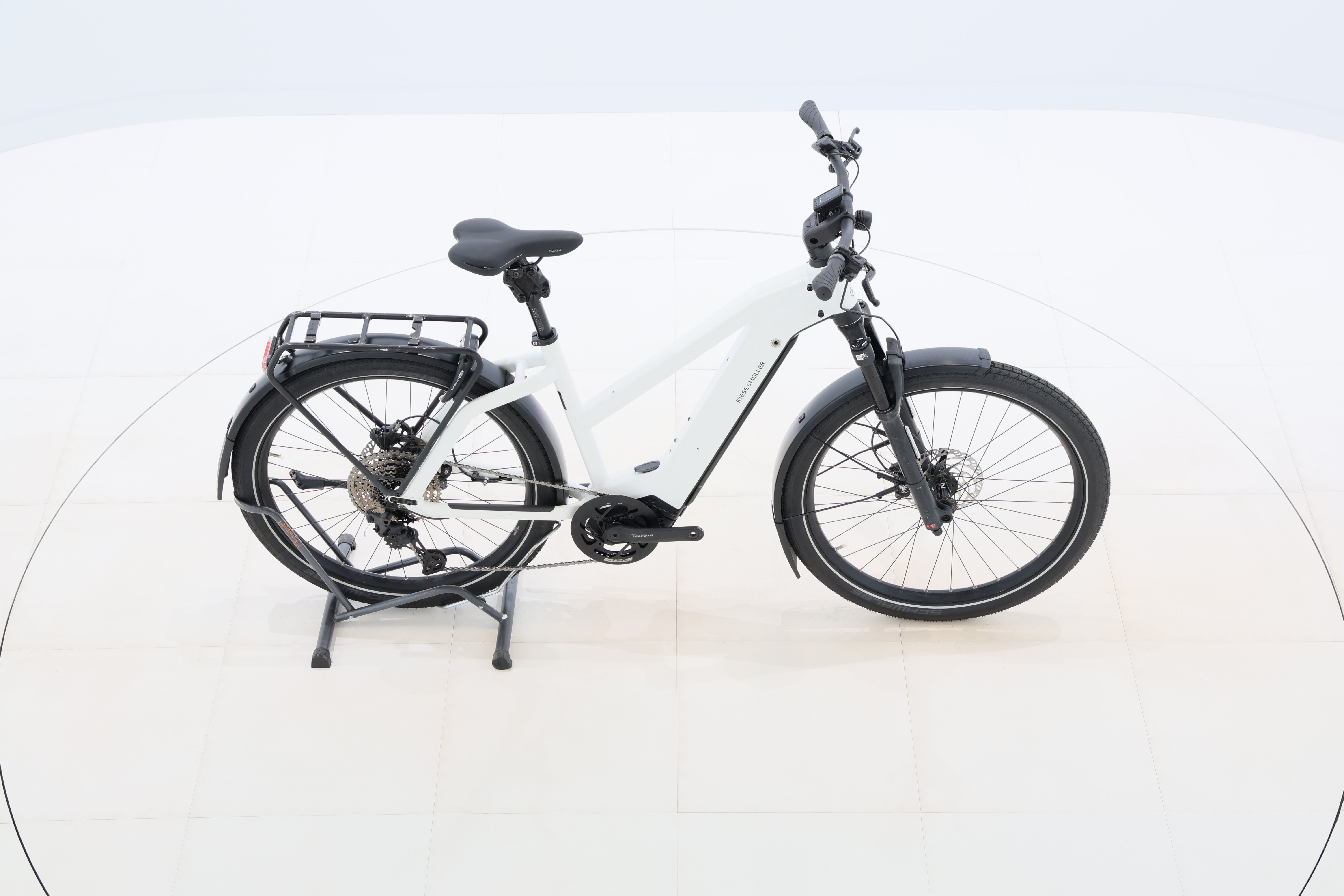 99c8a932-0605-4d9d-975d-c21ea0871597