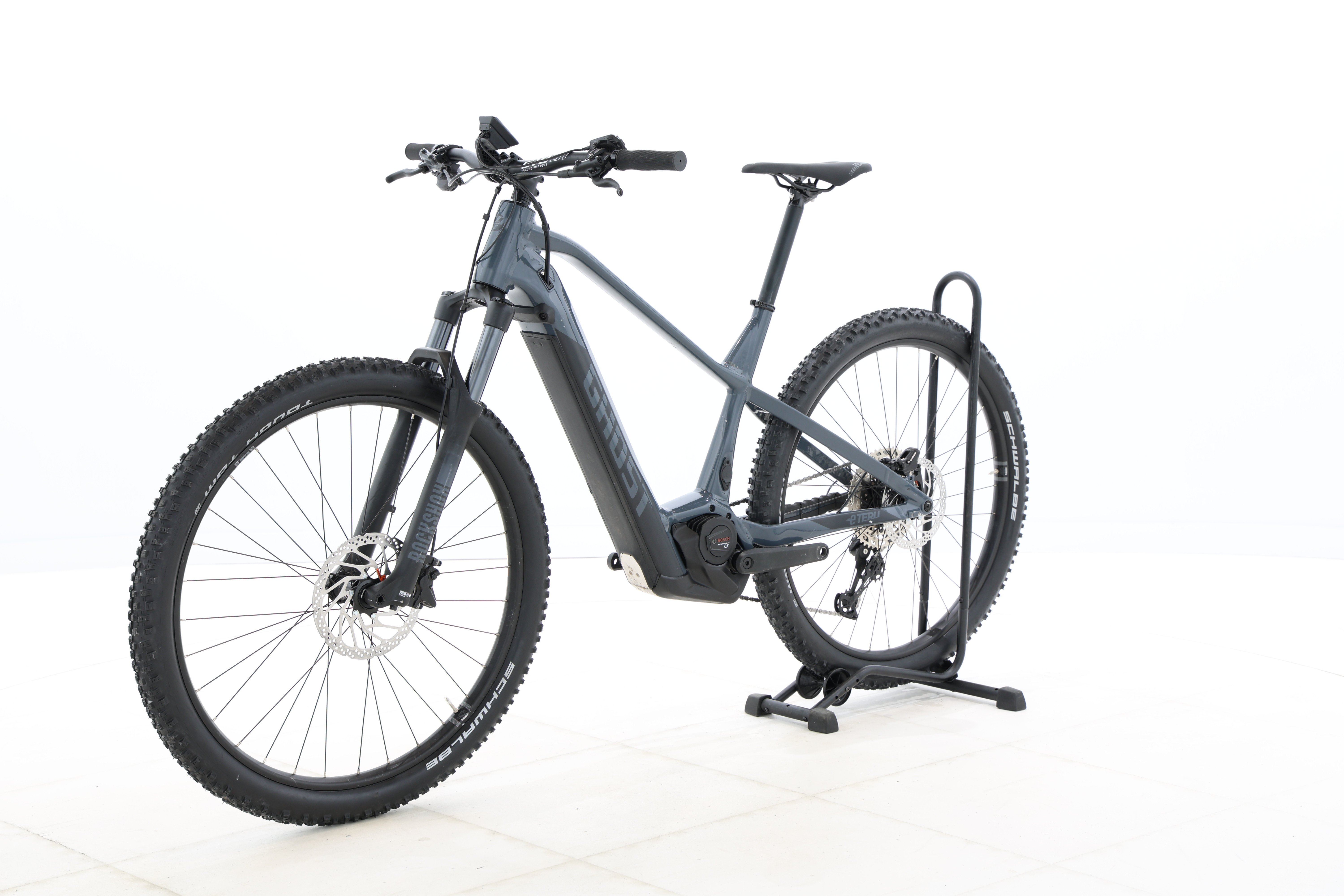 c3f76145-5973-40f4-9bdf-3dbe50d6b4fc