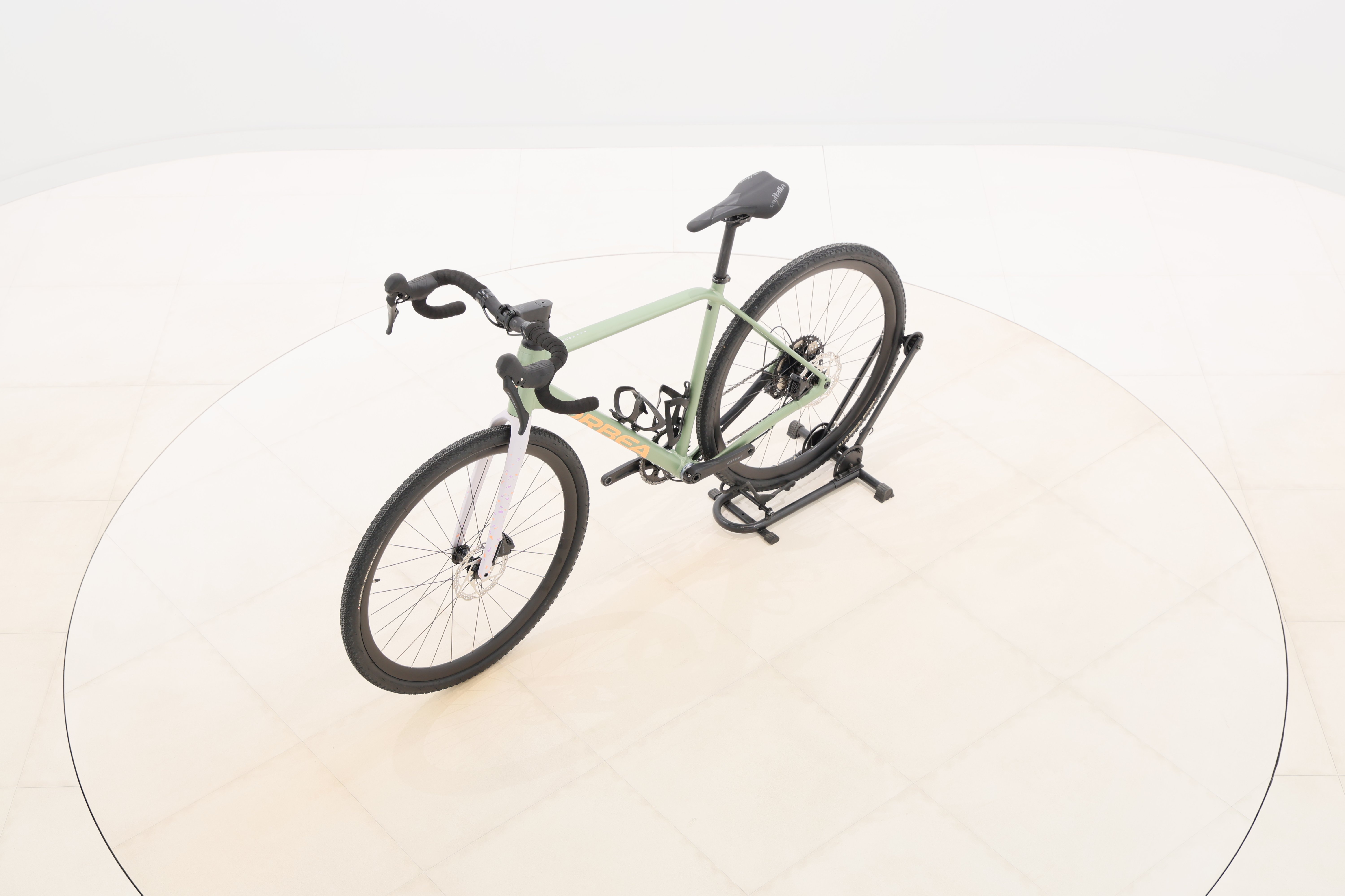 f256336a-5731-4c9e-a700-3e9ca3811177