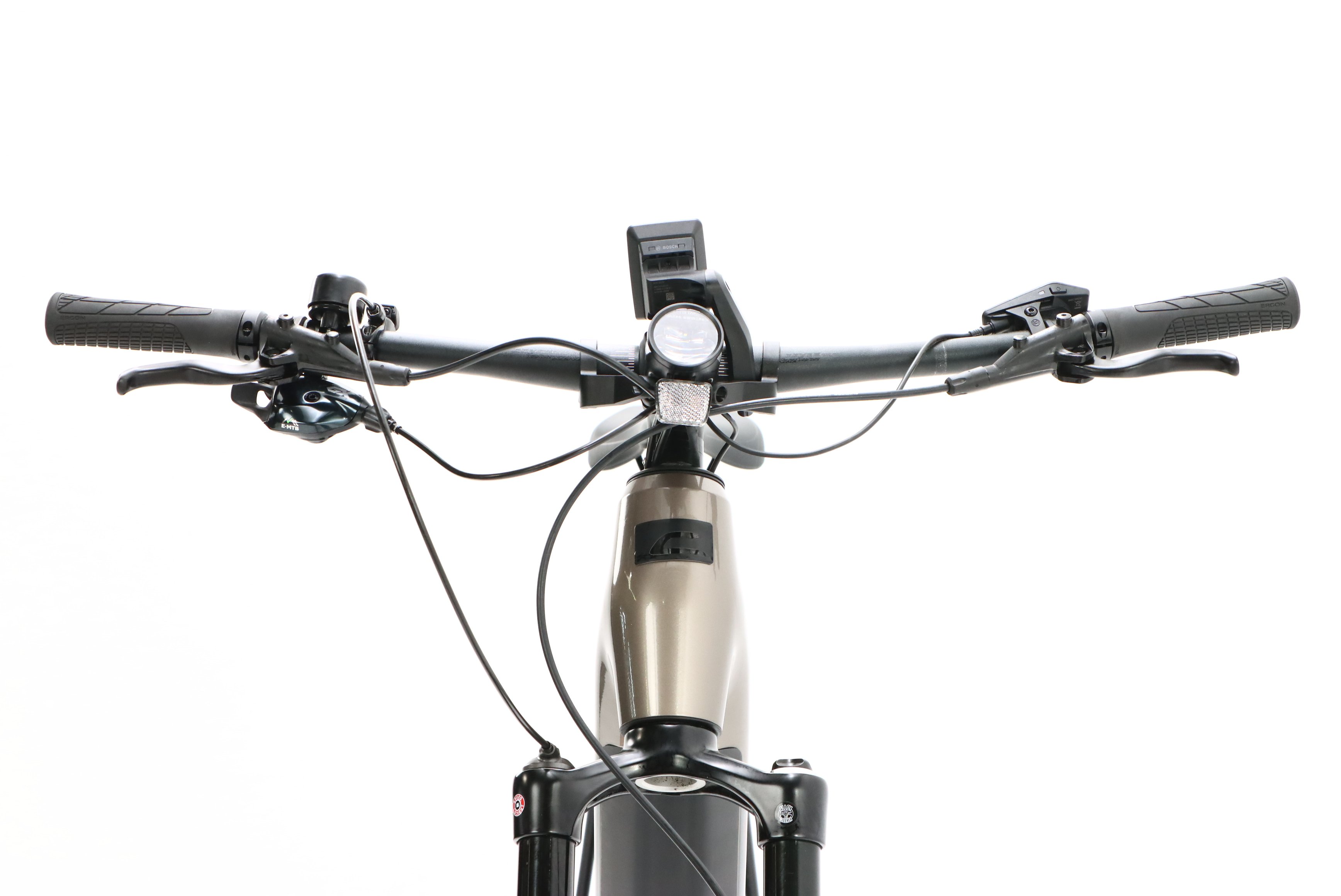 8f3c924c-7b95-42d1-8eb2-a88c85b5055d