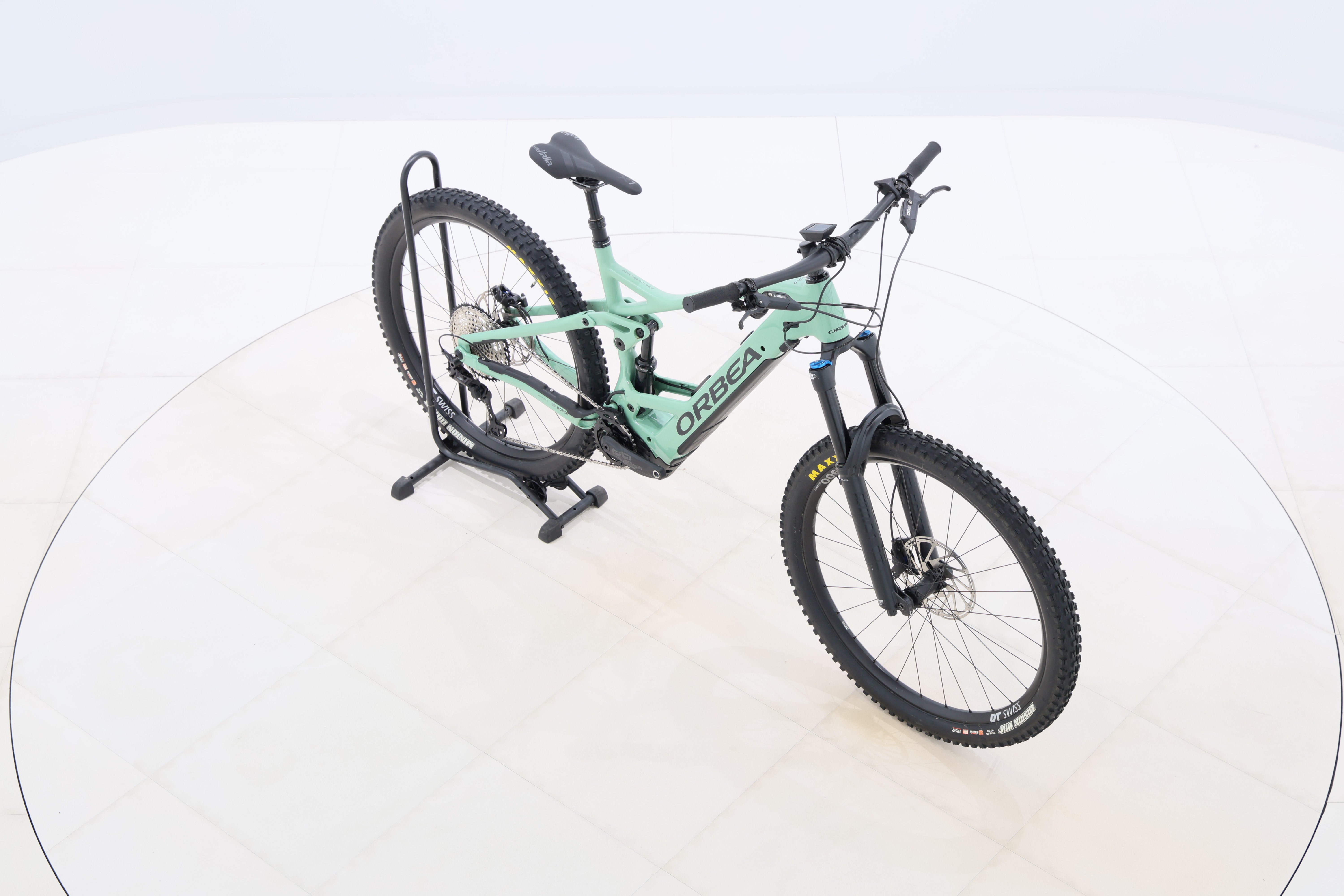 71b0a9c2-20c9-49d1-b77d-876d7404bb17