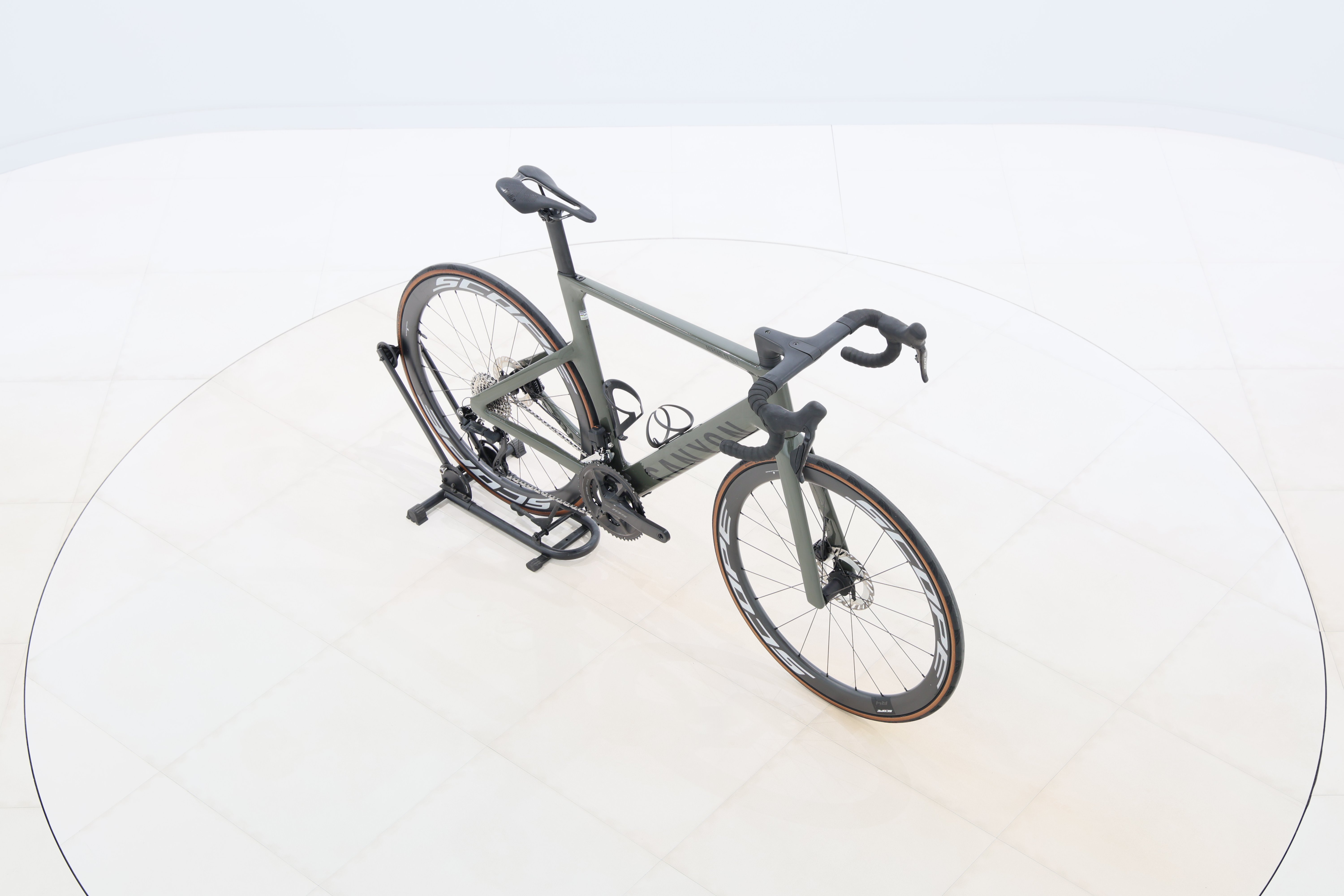 b1afb538-4769-4e65-b0b9-5f497ad3eca2