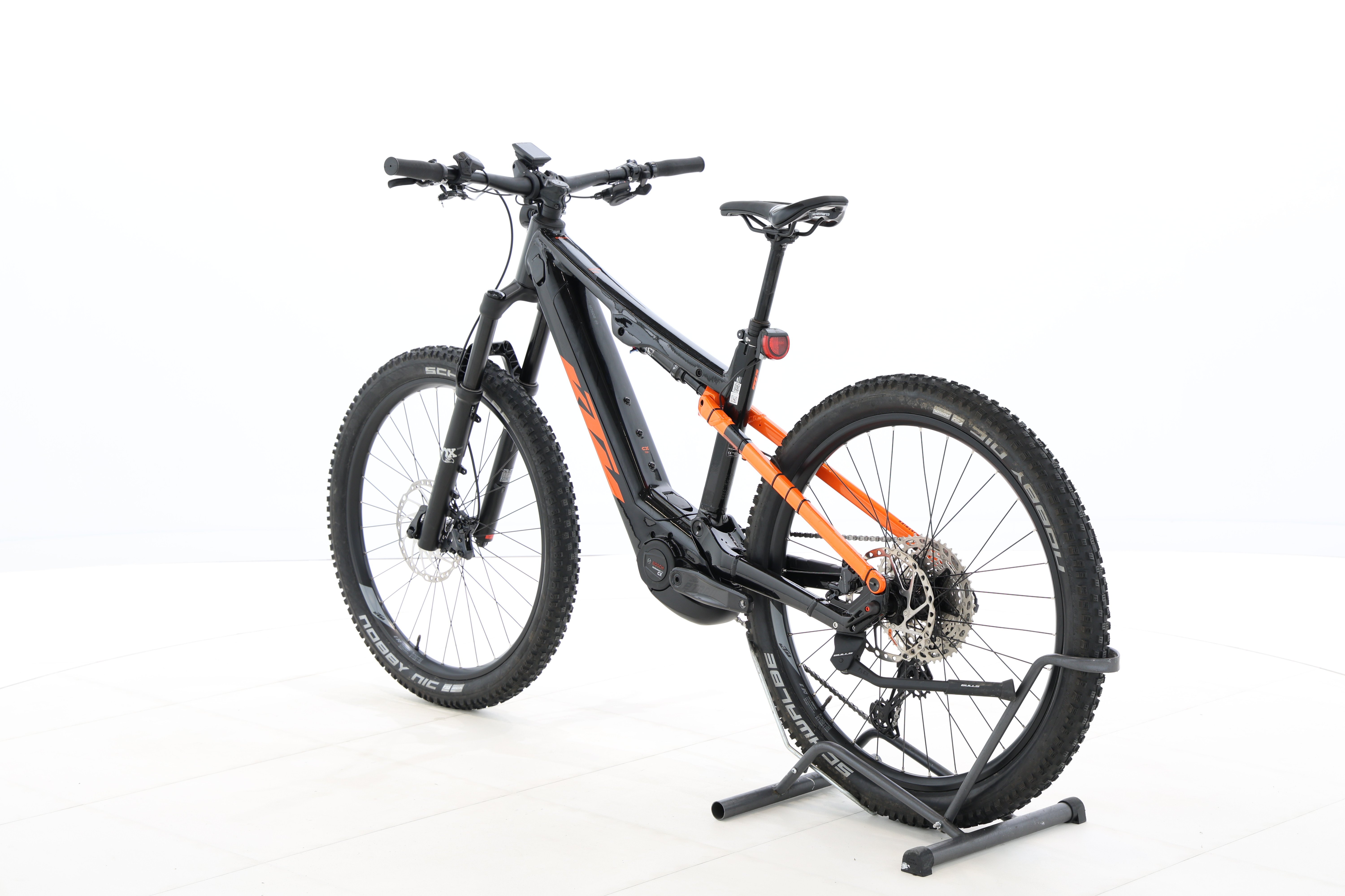 1f58d1b1-984b-42fc-bf1f-5617f57a6a74