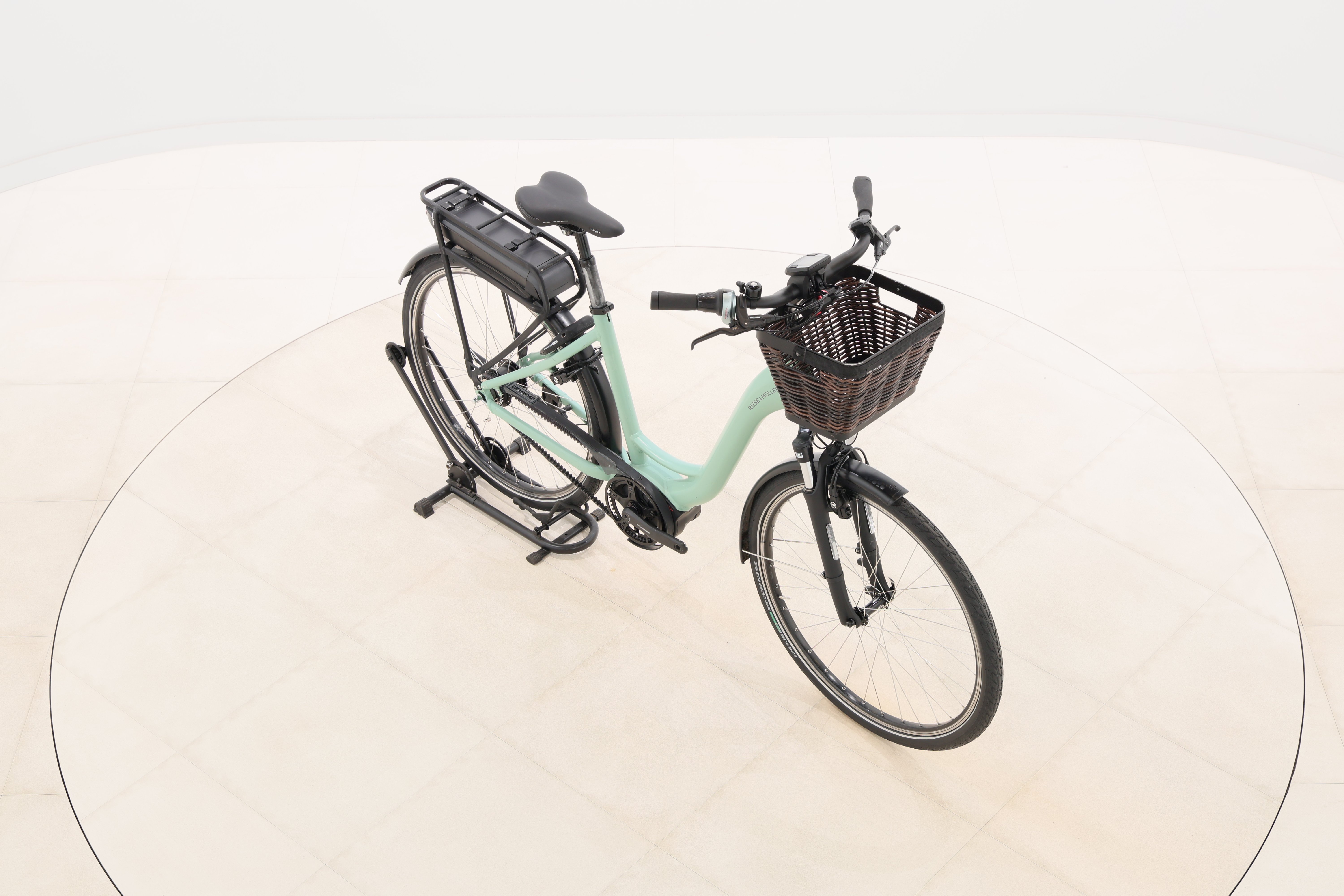 9fcd7370-cdeb-421b-947d-94c22246ab7f