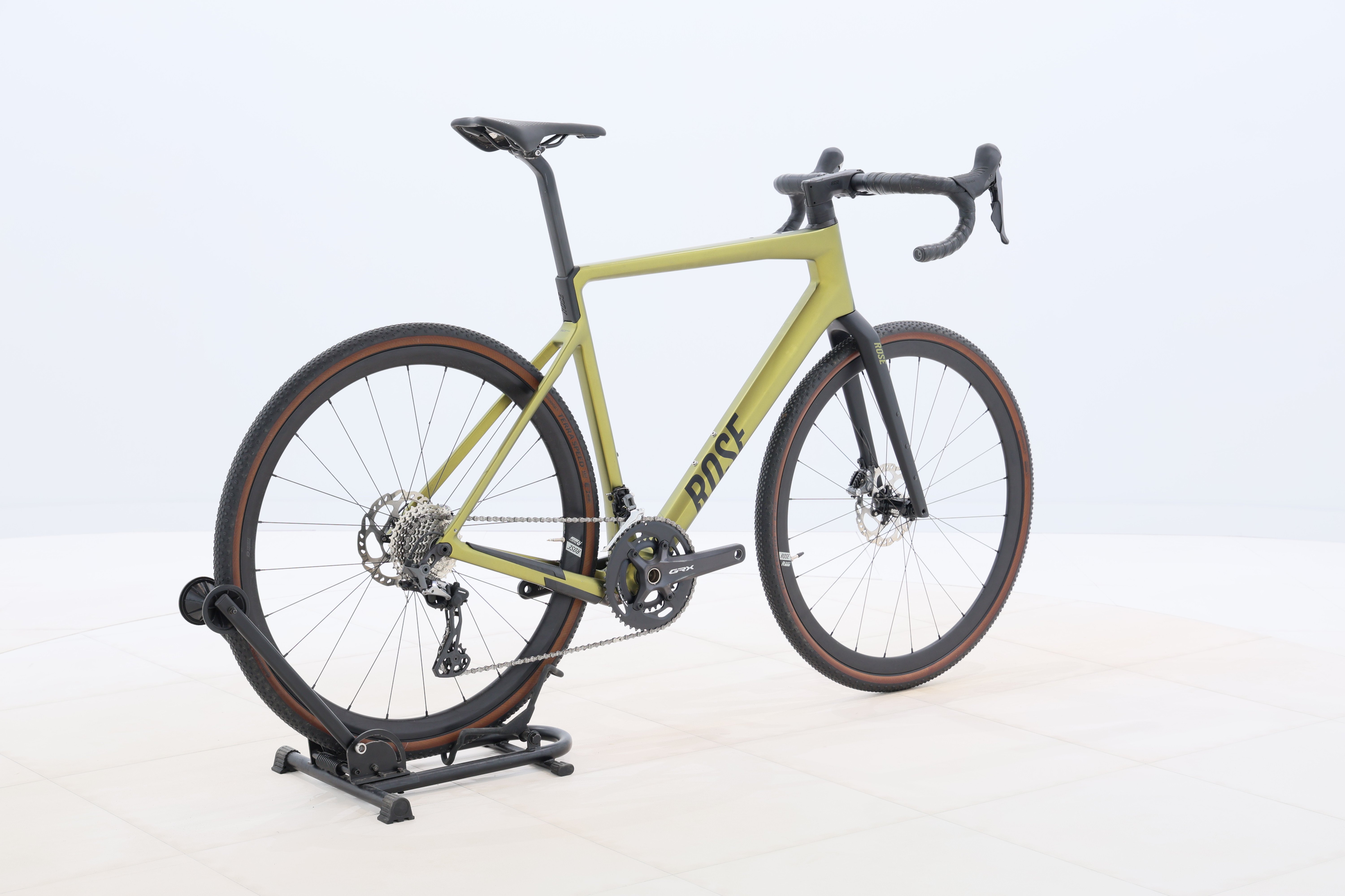 4996d15c-e50e-448f-83f8-189ee0300079