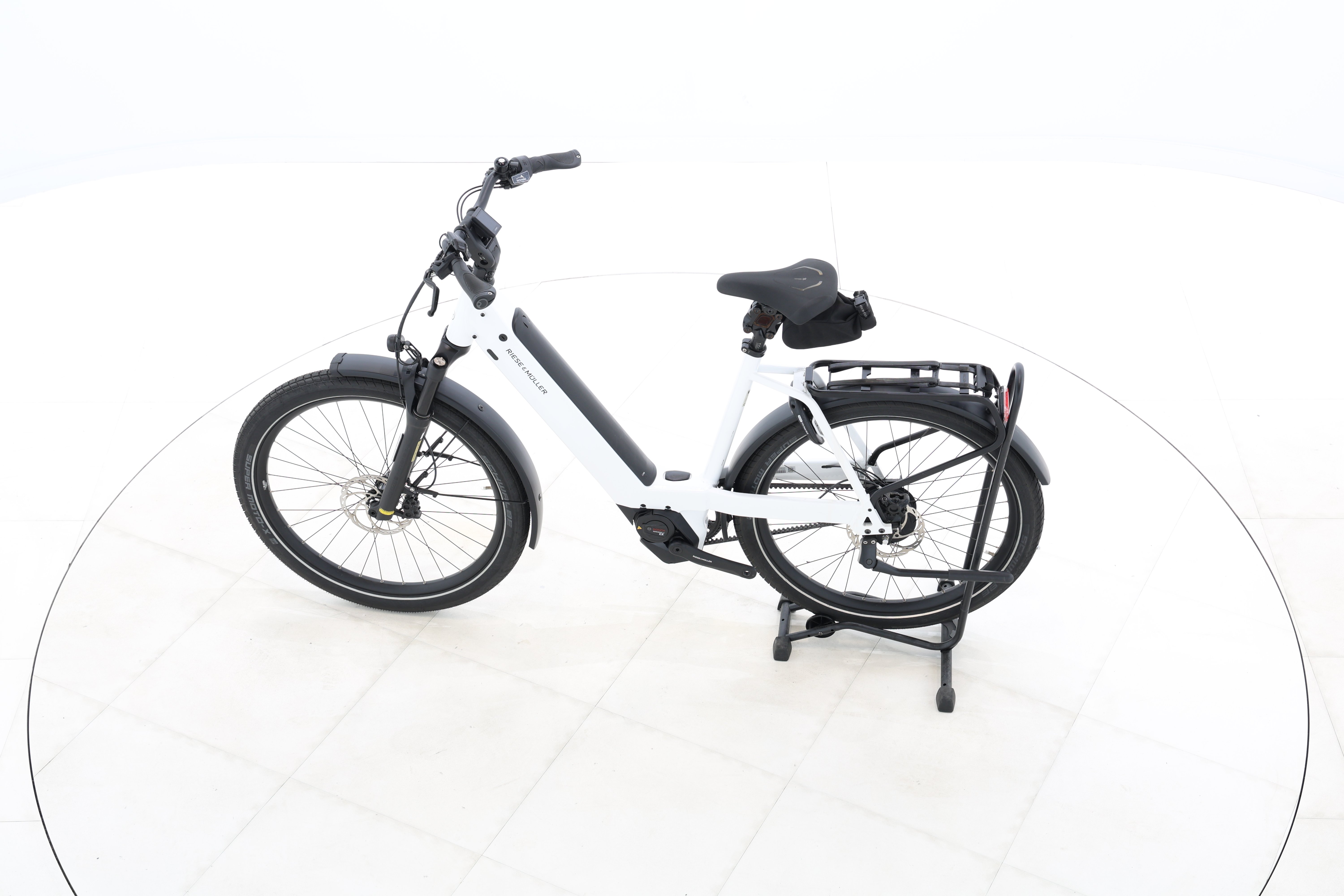 8a7c78ea-3b52-4321-84a5-d46e547f17cb