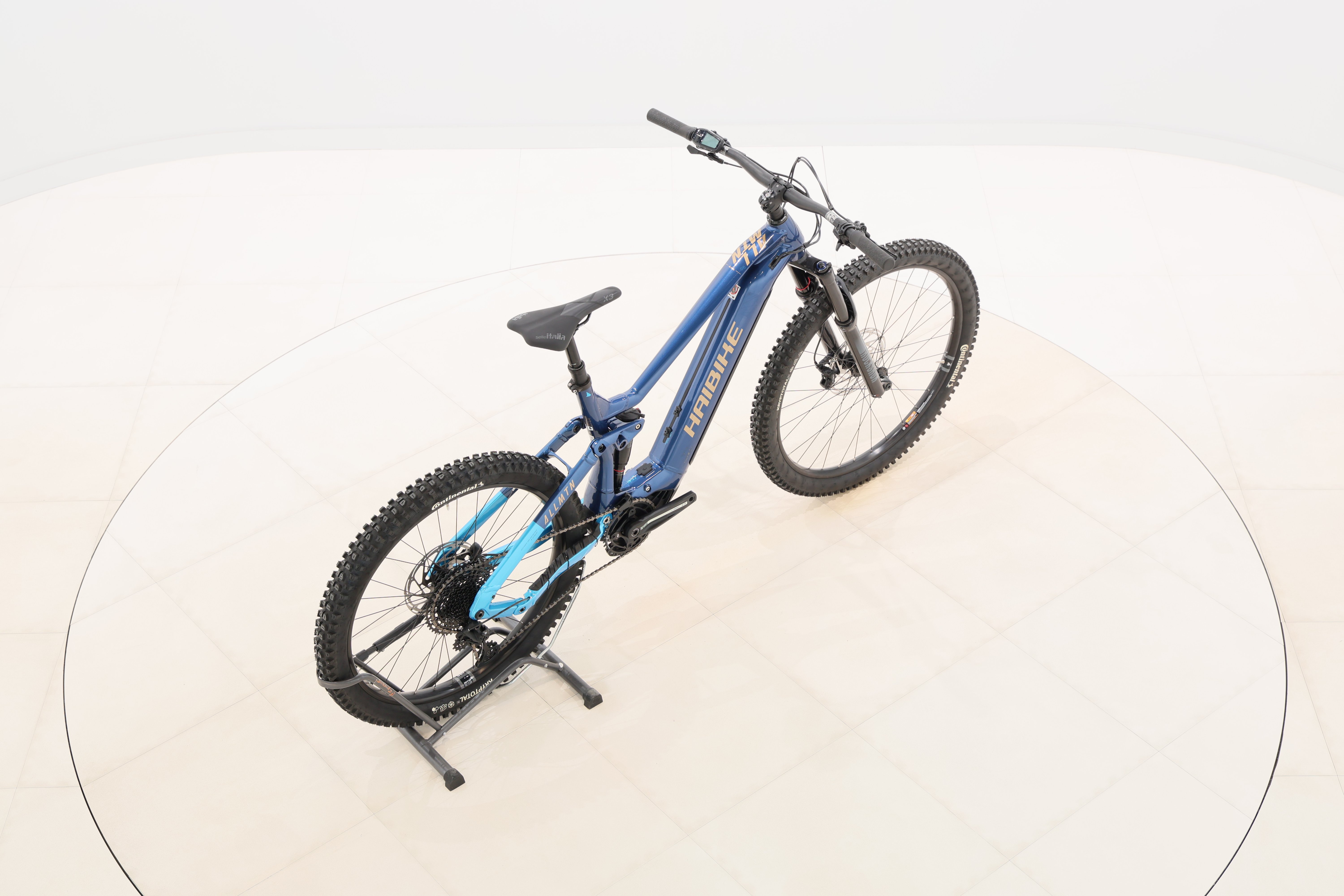 873cf398-367a-423f-8b85-95e617965a84