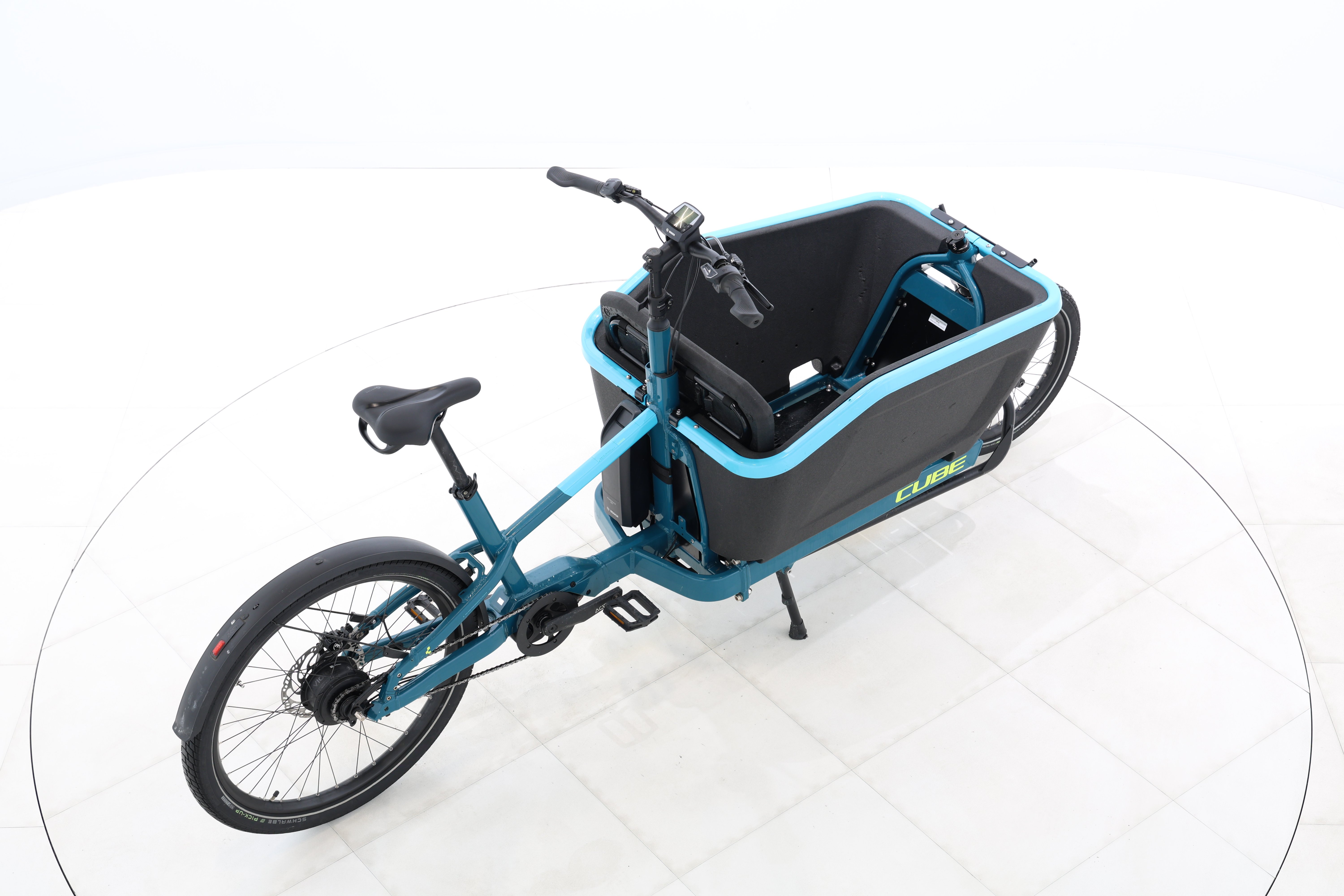 f2f43f4b-dc17-404e-b8a0-8b9bafb3c68e