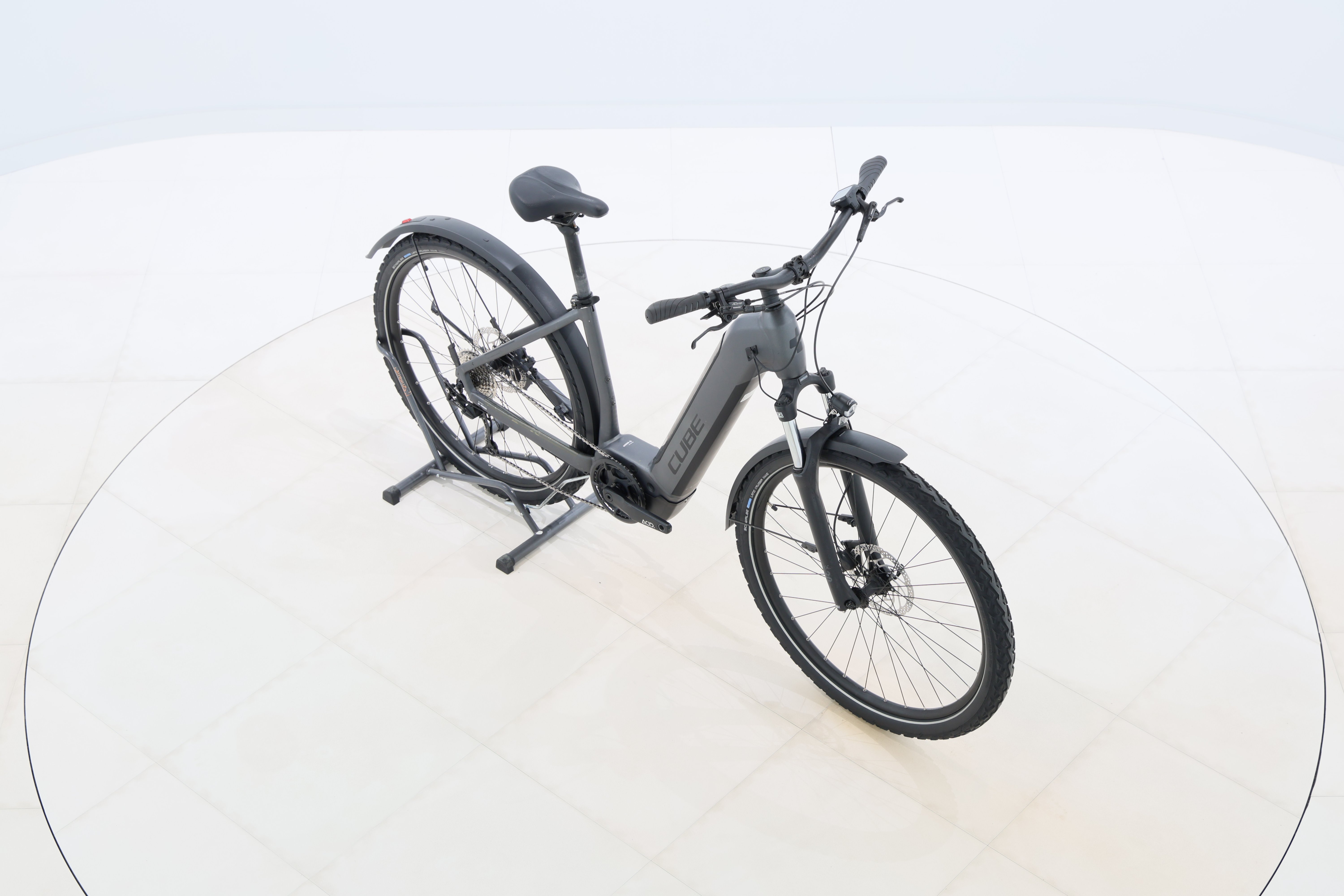 5b69670e-52b9-4546-9f44-b72362b14860