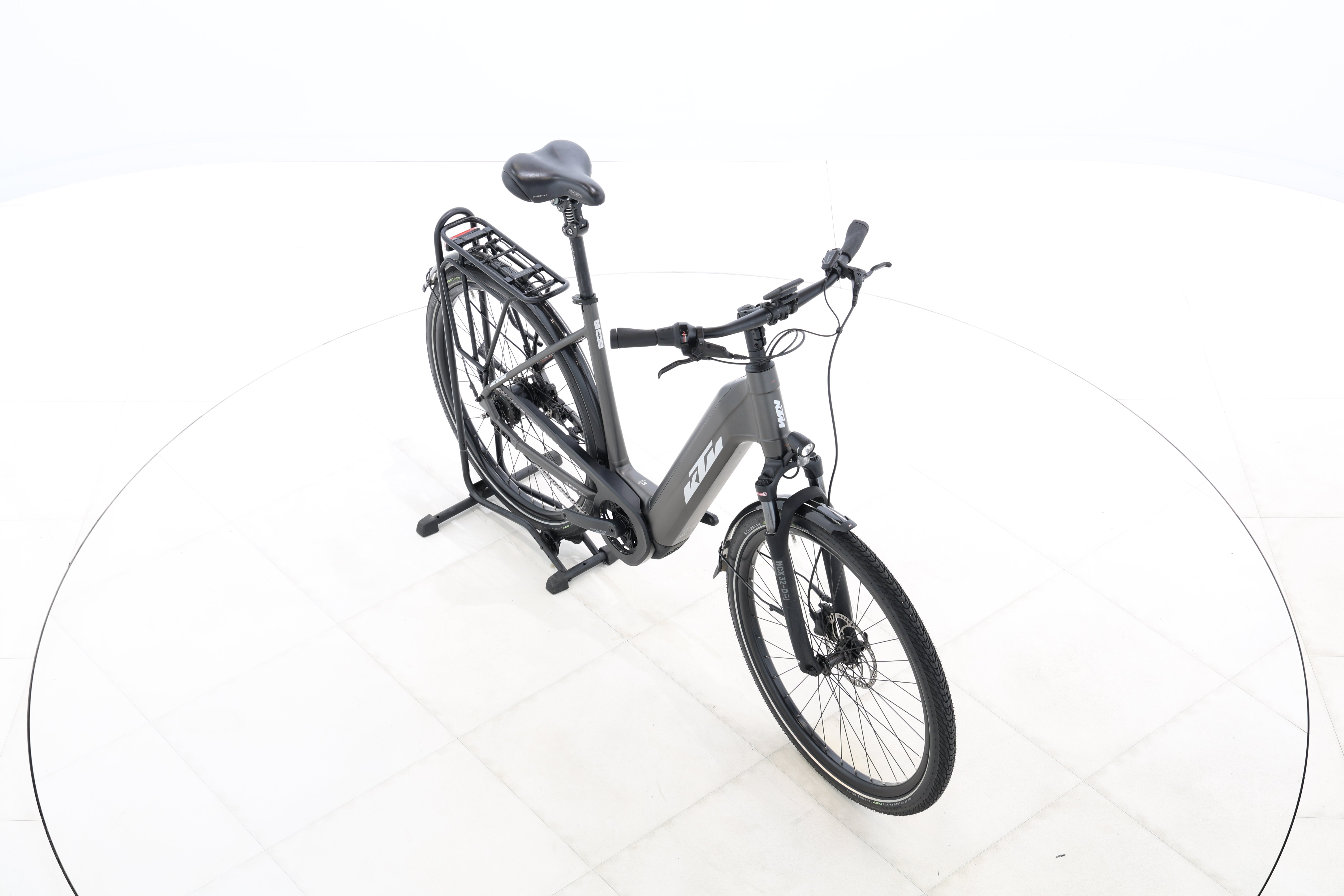 1e5d4f9c-4066-4d25-bb19-a931adfed38a