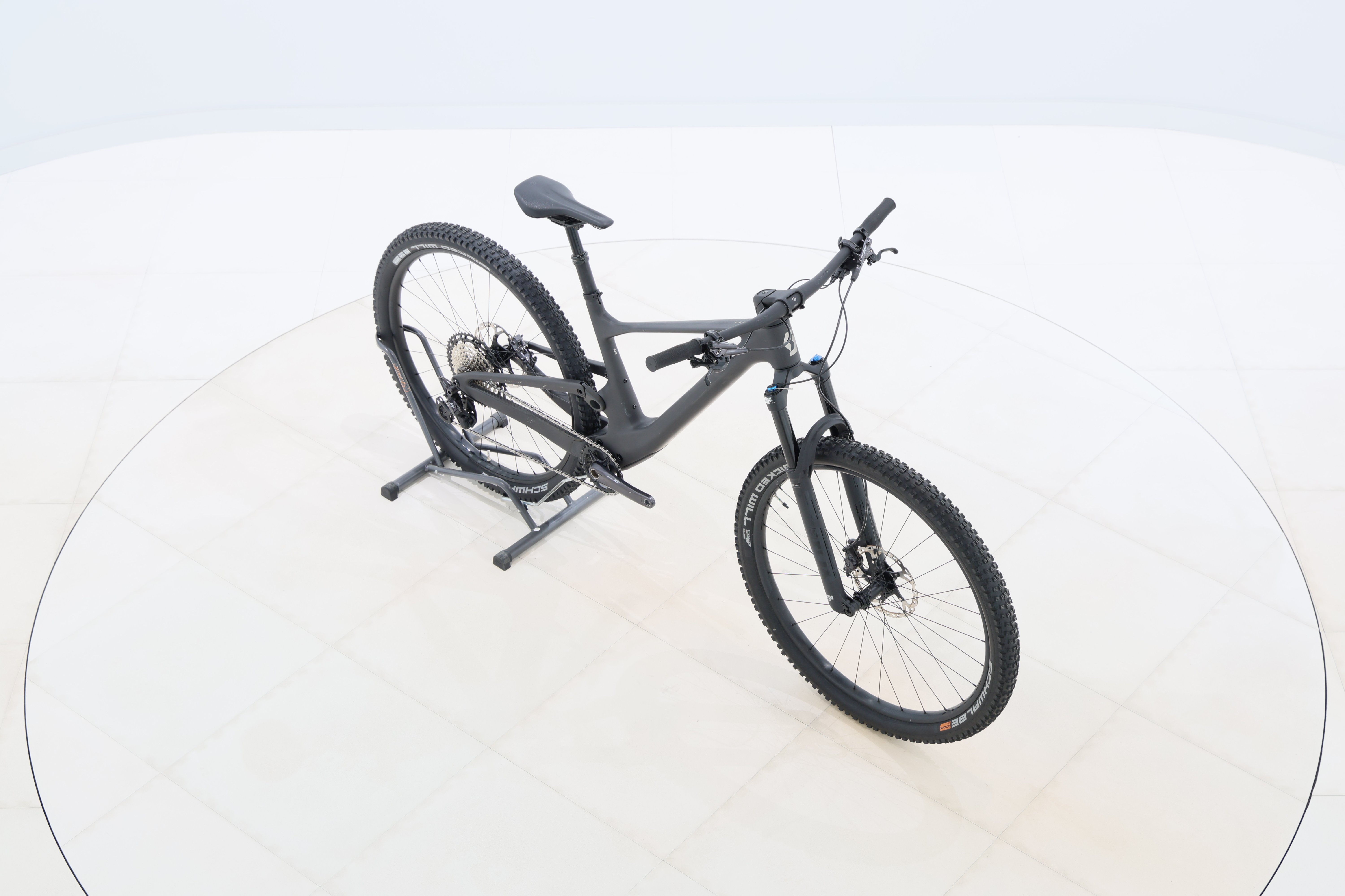 c035e1c7-5a40-4f8b-ac5f-83f23eaef570