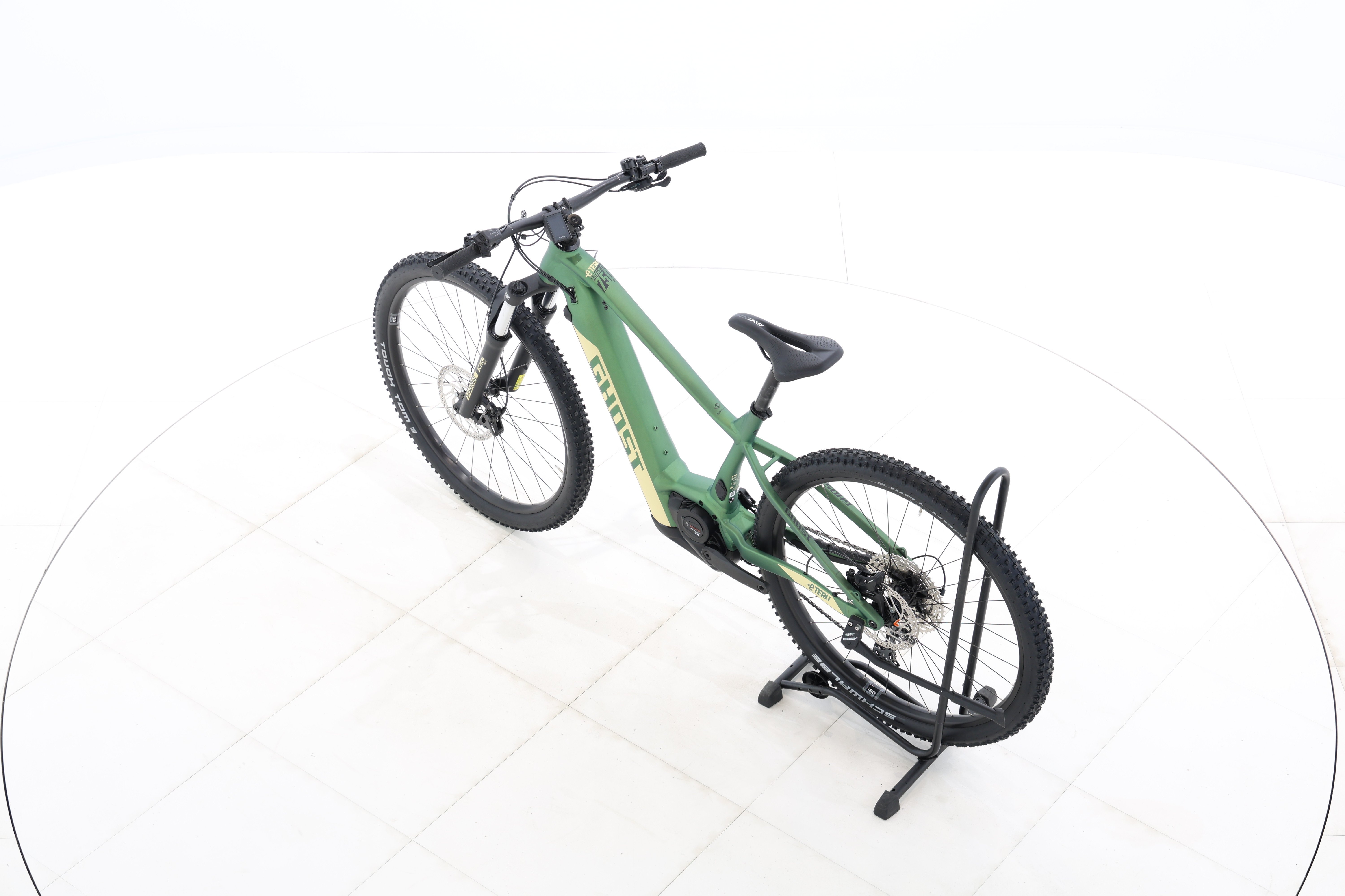 e0e1fcfc-f798-4c18-92d5-a8d7f9446b87