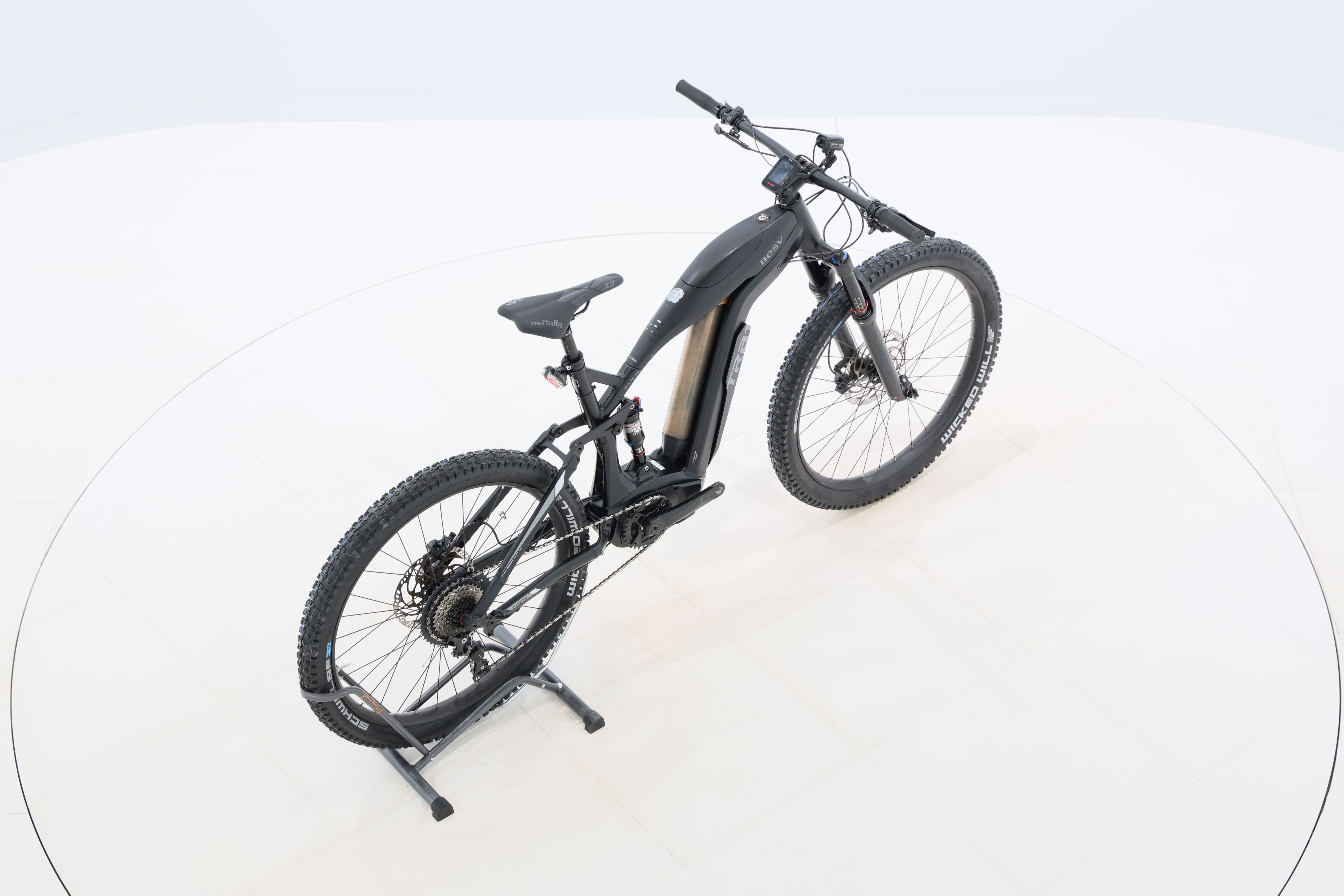 c4def468-fb23-40b1-93e9-434f9015bc37