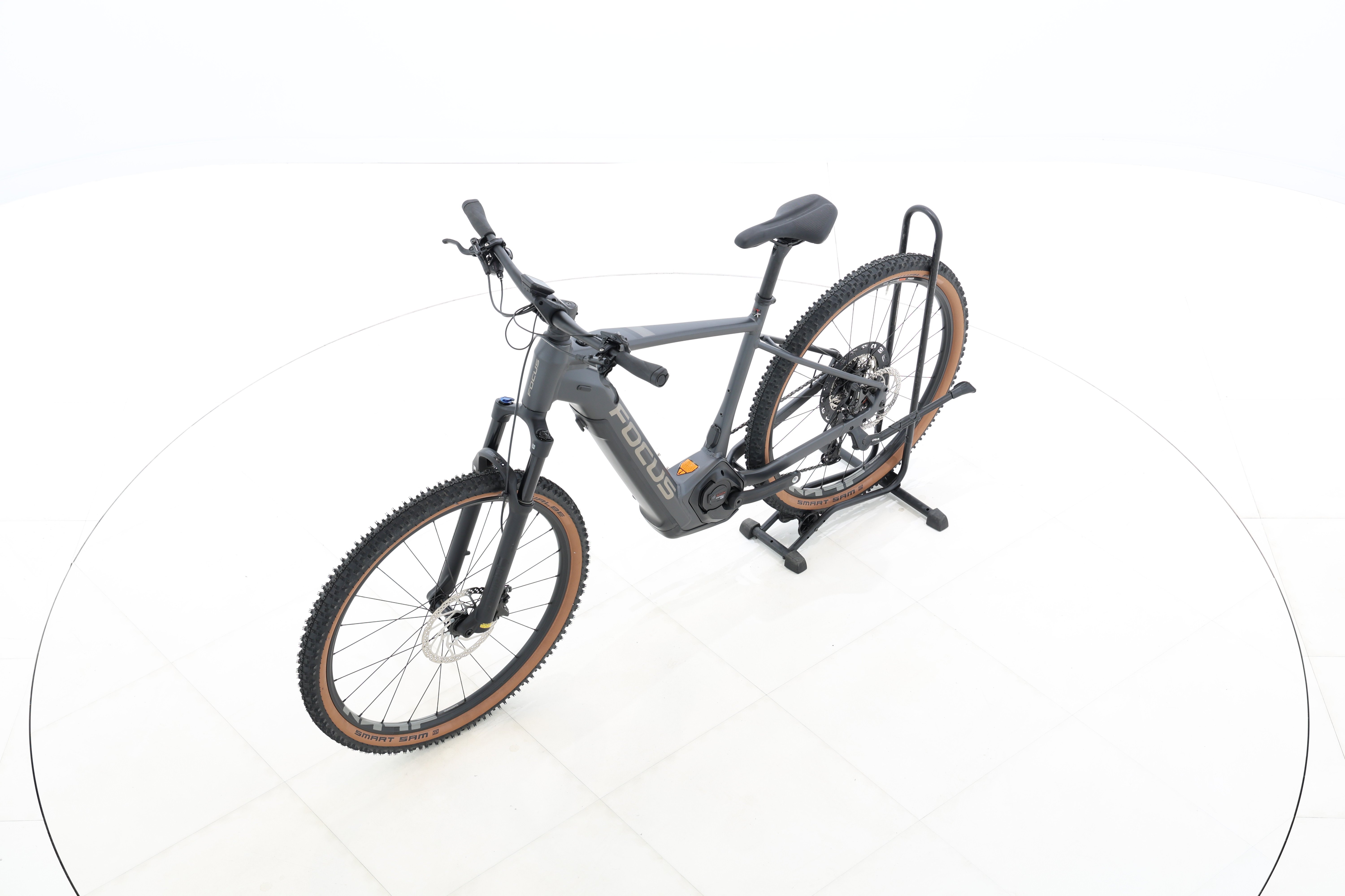 92a57c6a-4c47-4140-bf2f-b841a05894a1