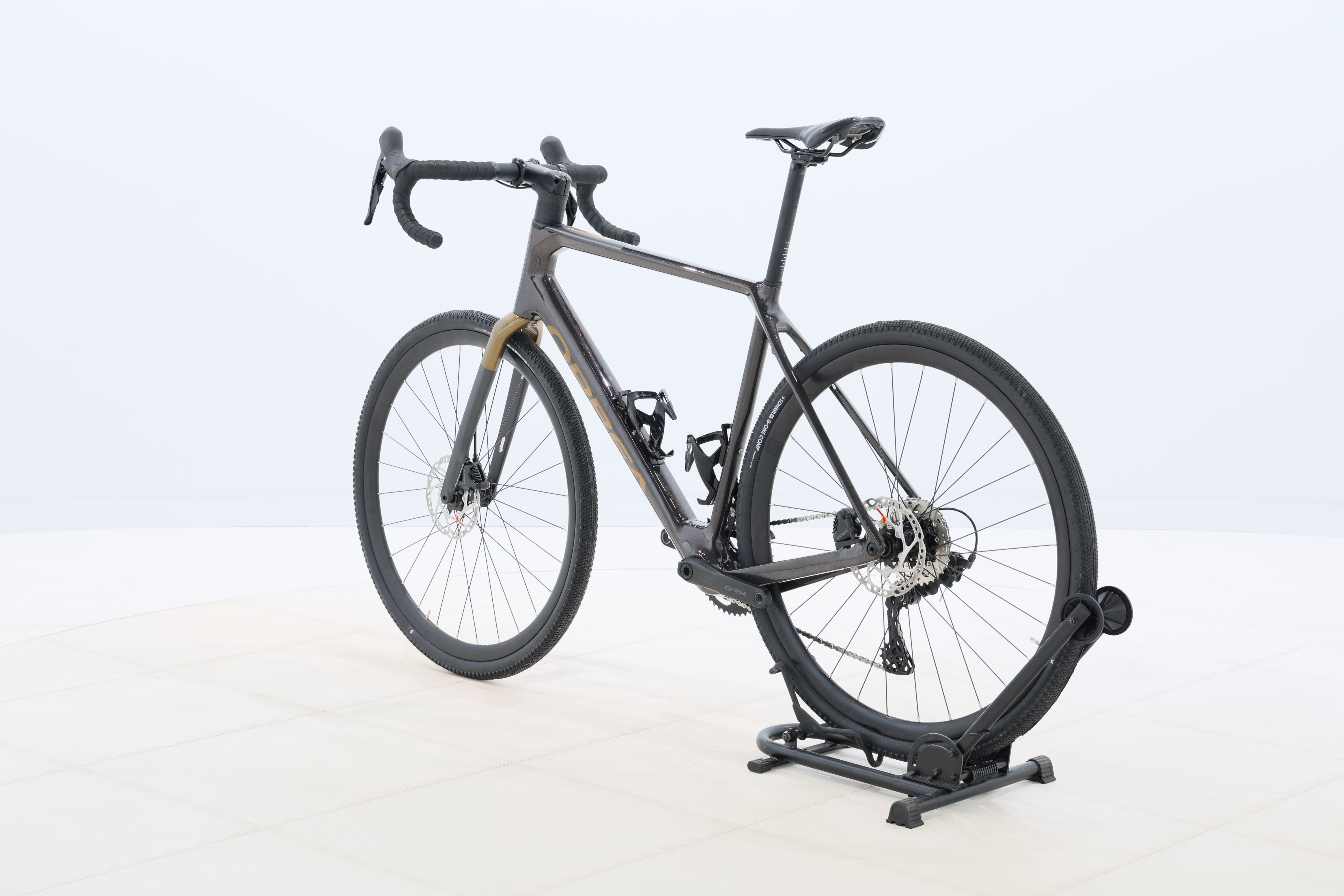 b9b6b2c6-faa3-4807-8a46-52e5d43d3013