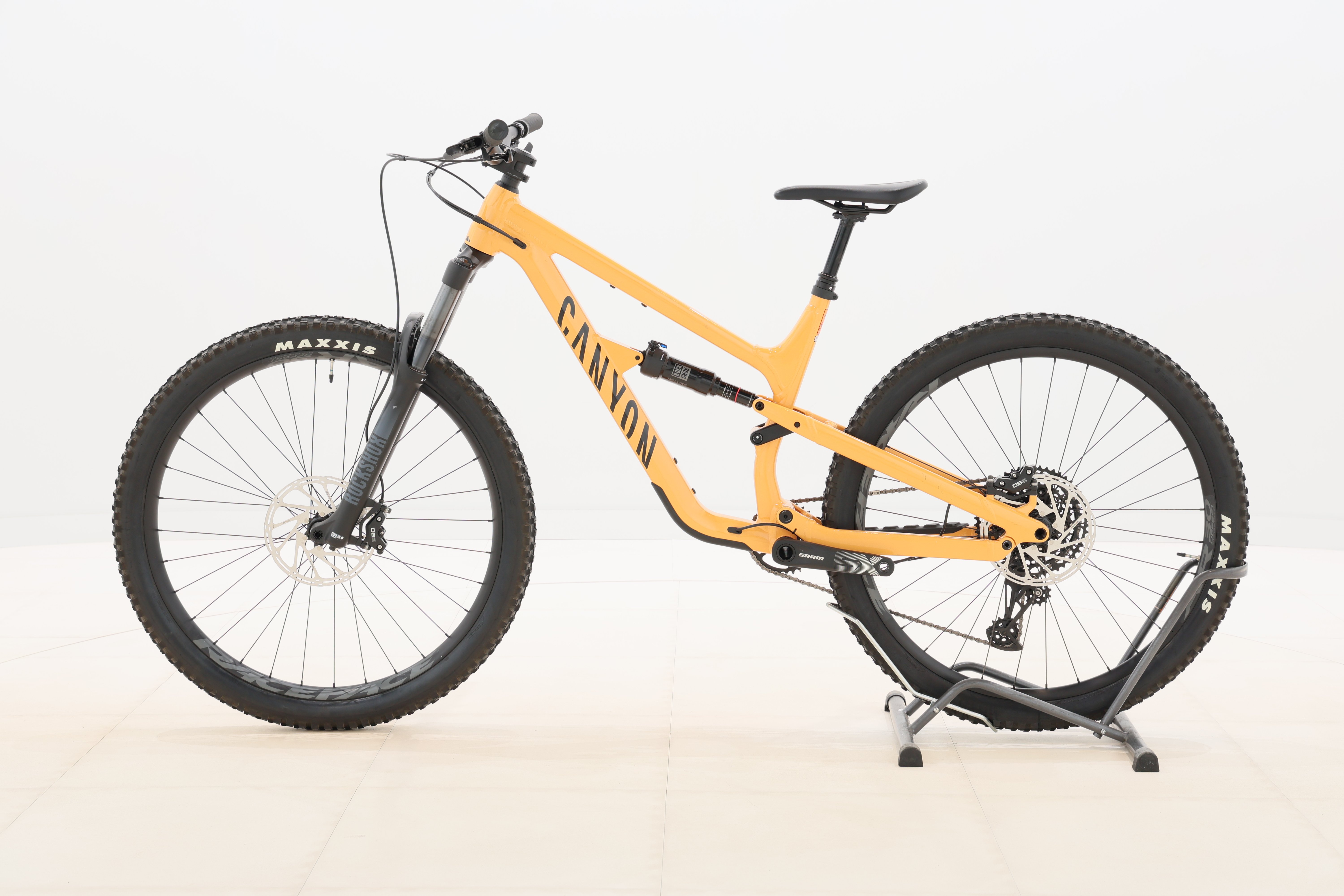 0ec49b86-2dca-4b0b-b70d-4d60b0f1e447