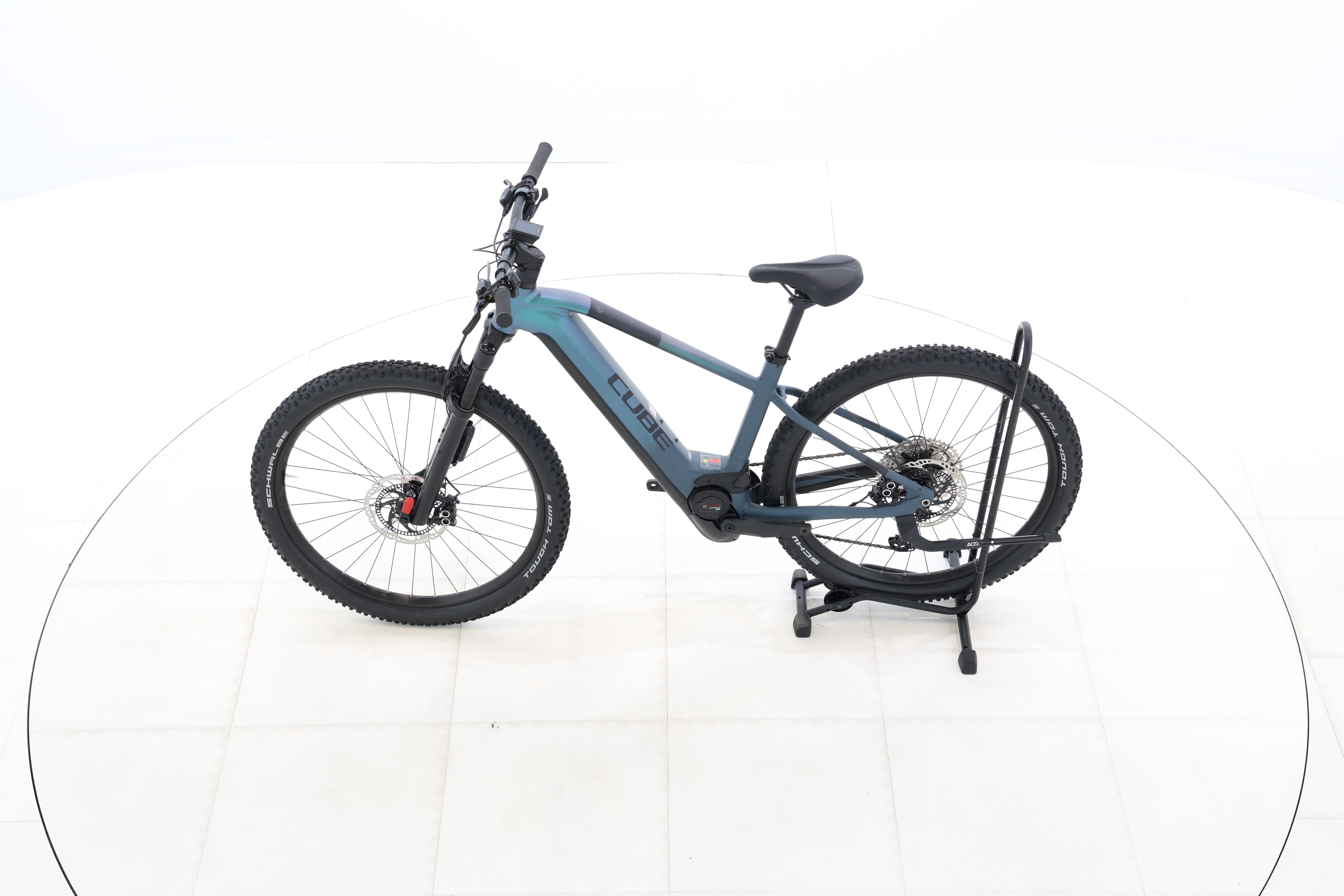 0343c3b4-8219-4bdb-90f5-6aef53d6f238