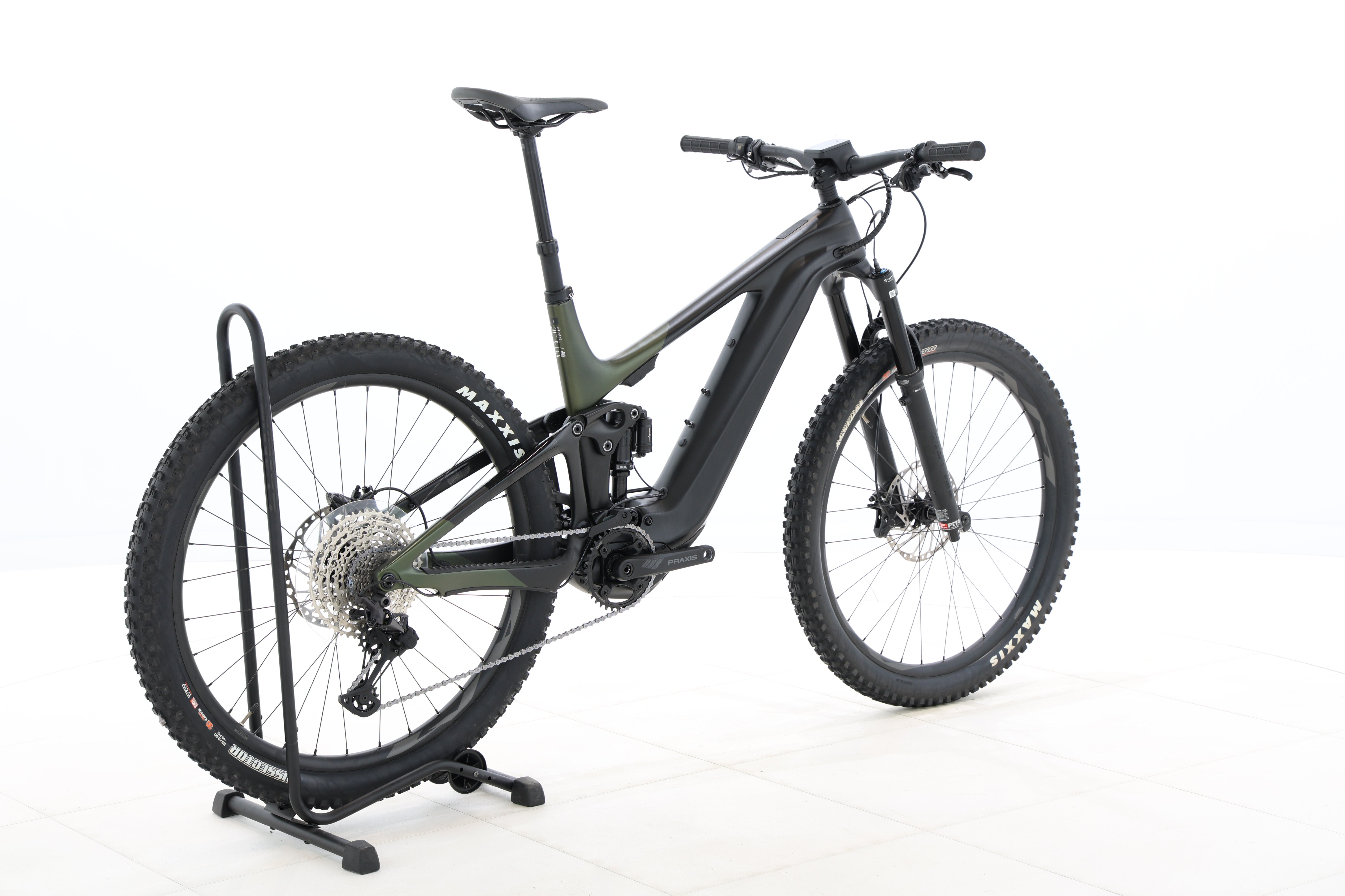 d03cc59d-690b-4d80-801b-66b1a40e77b8