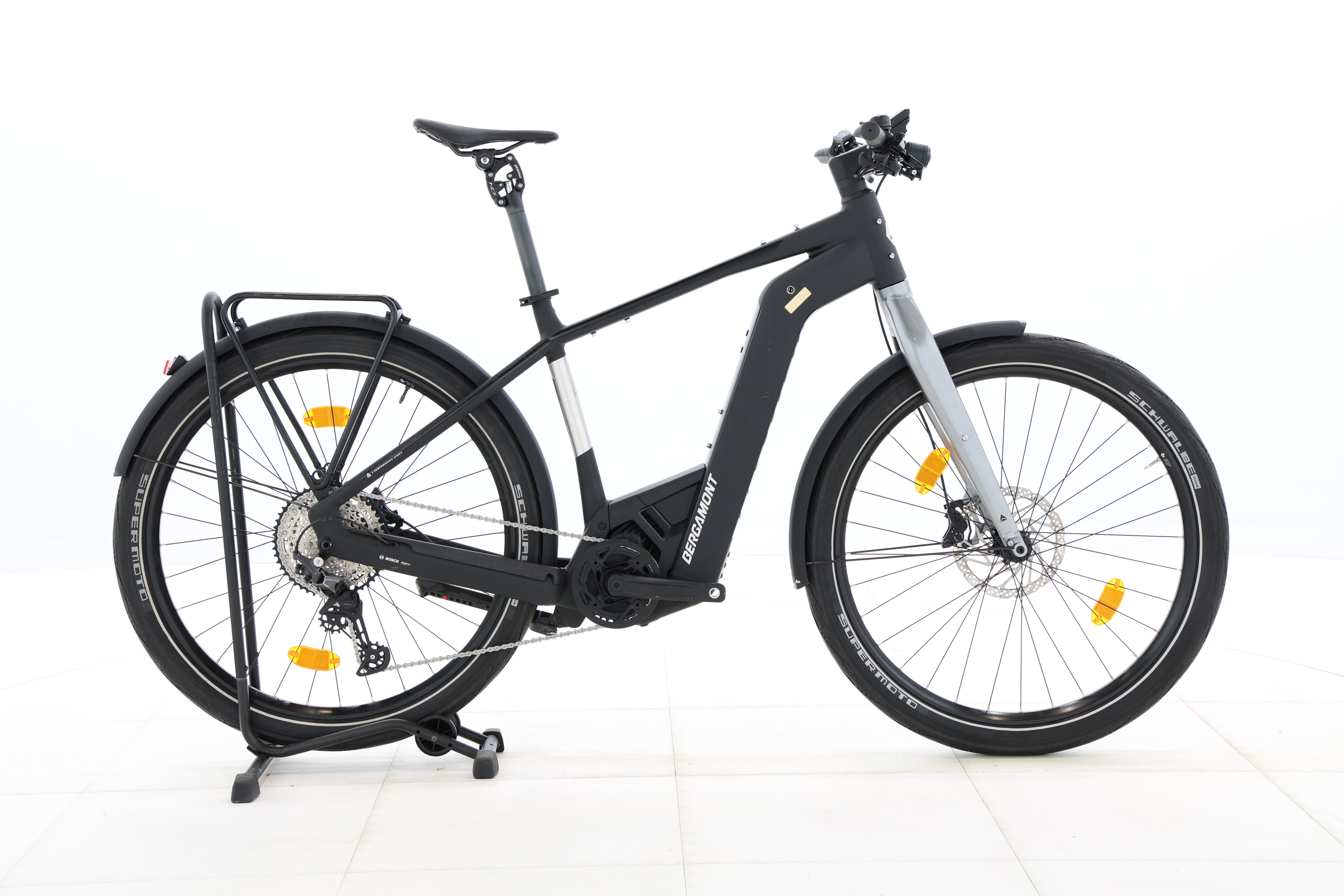 d8140945-2afb-4301-b3c2-6a625b2b6bb2