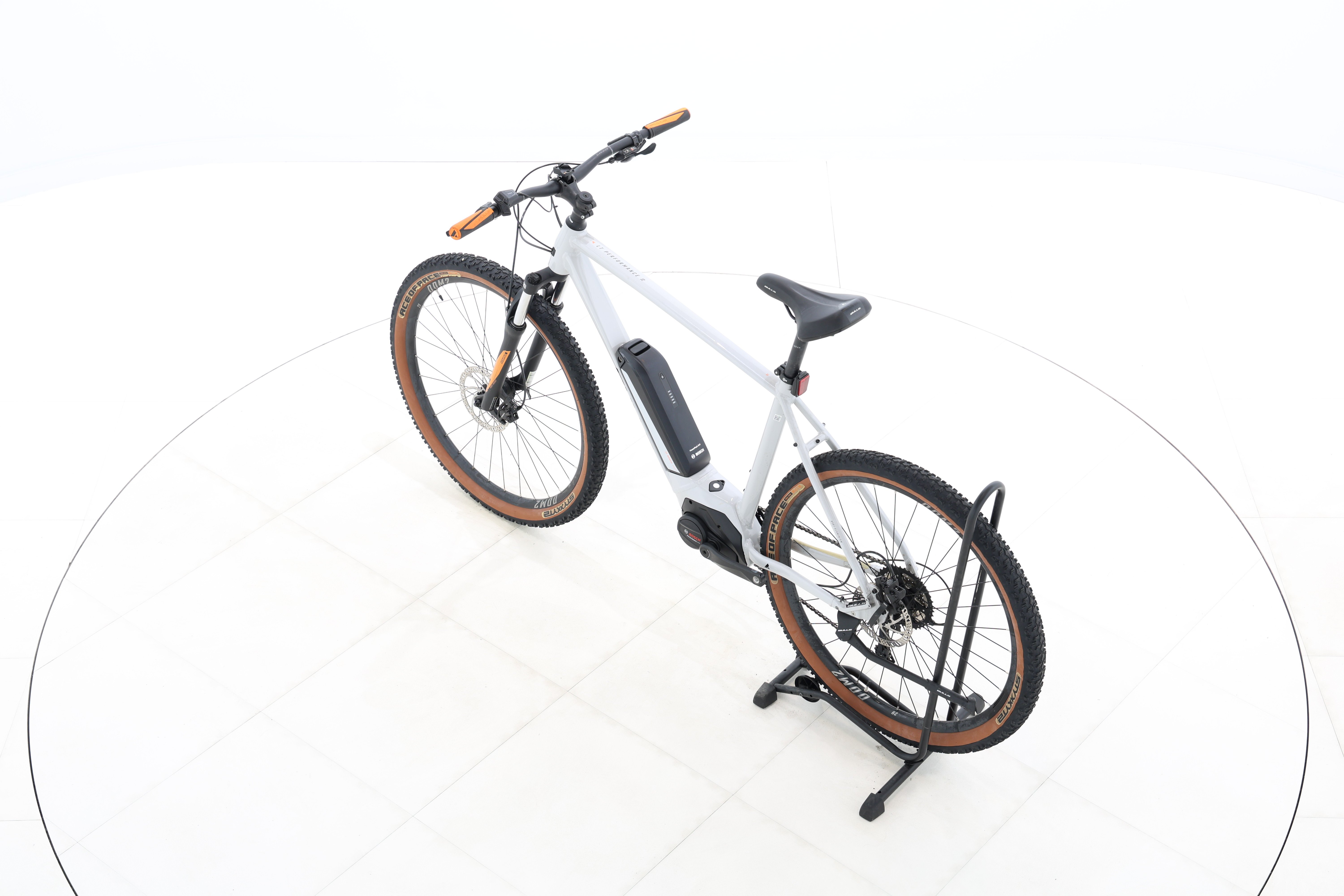 ad61de41-3305-4e6c-ad4f-0a15ea1d0137