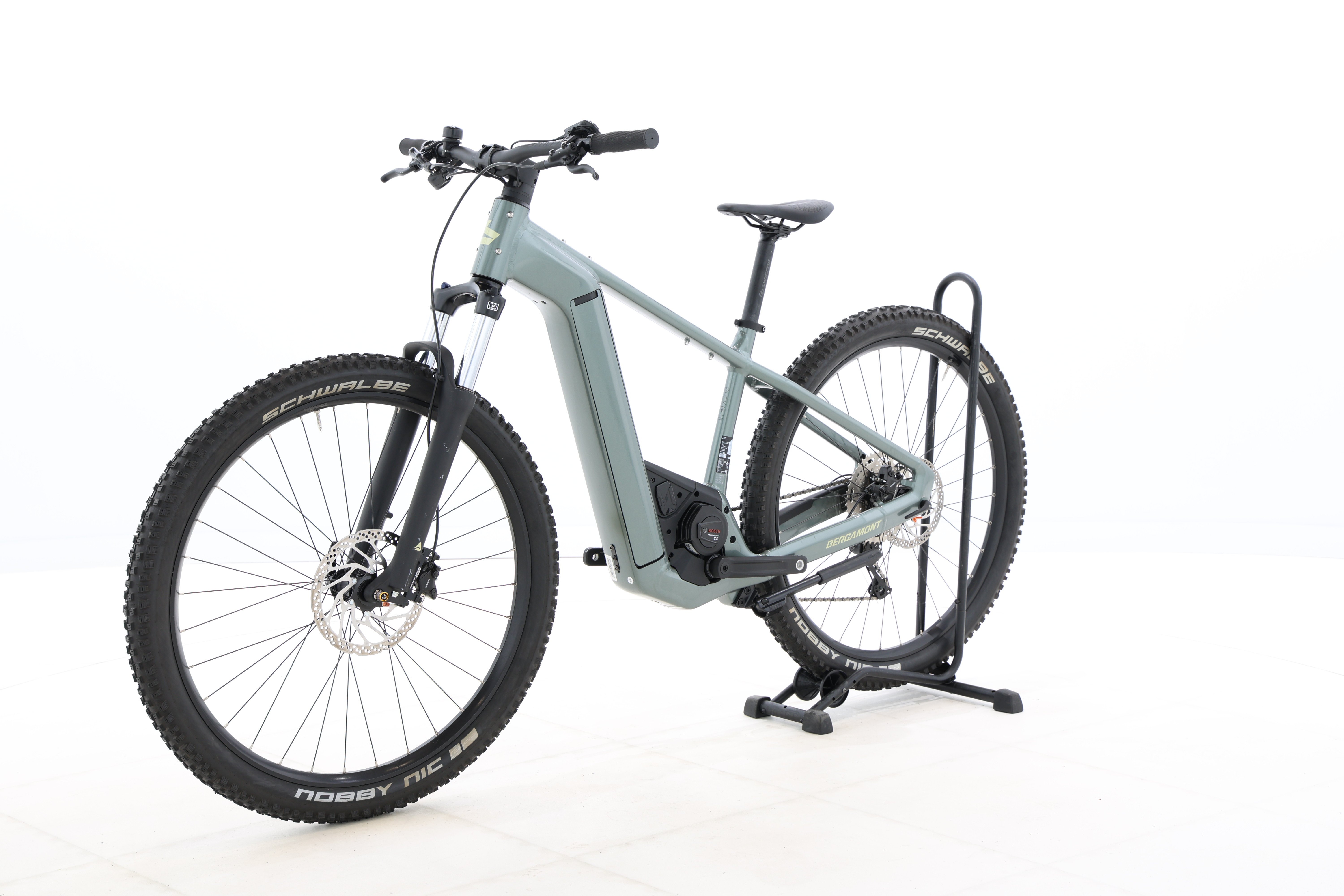 f4e0a827-a43e-4594-b55a-2ff0b3418900