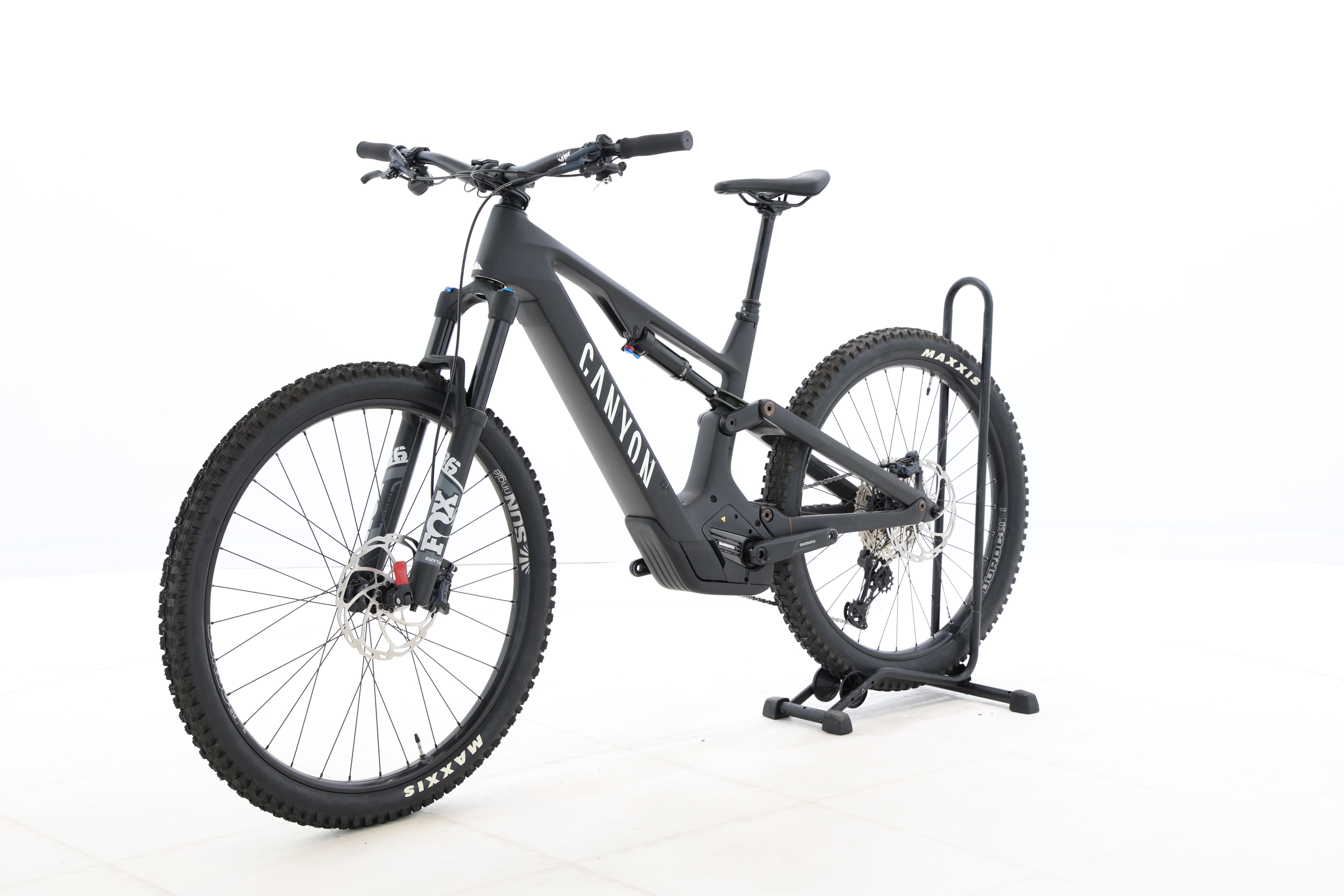 a6e5e711-4f4f-43e2-95bf-306ef83c2933