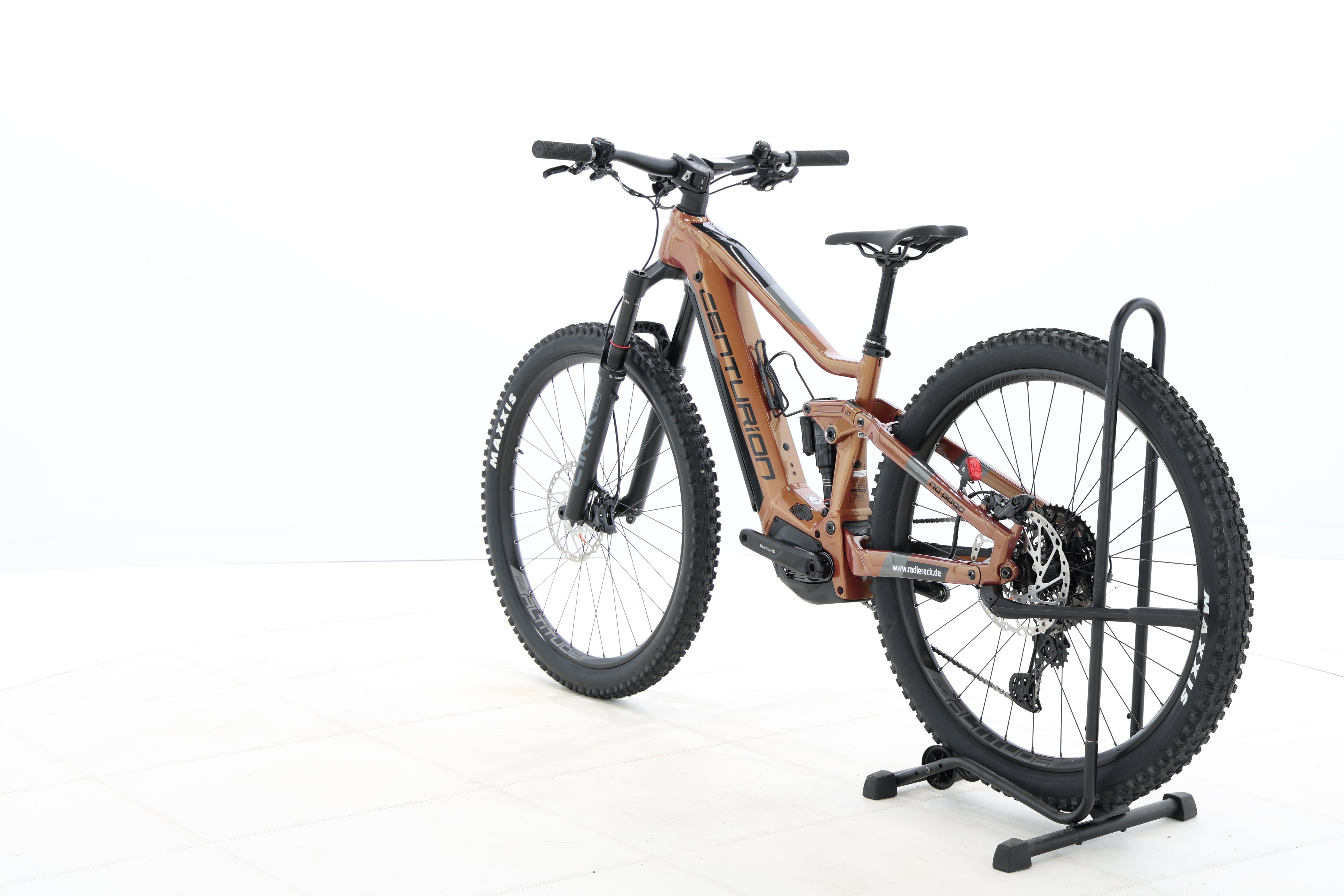 9821176b-6a06-4aee-8eac-c165d7bb349c