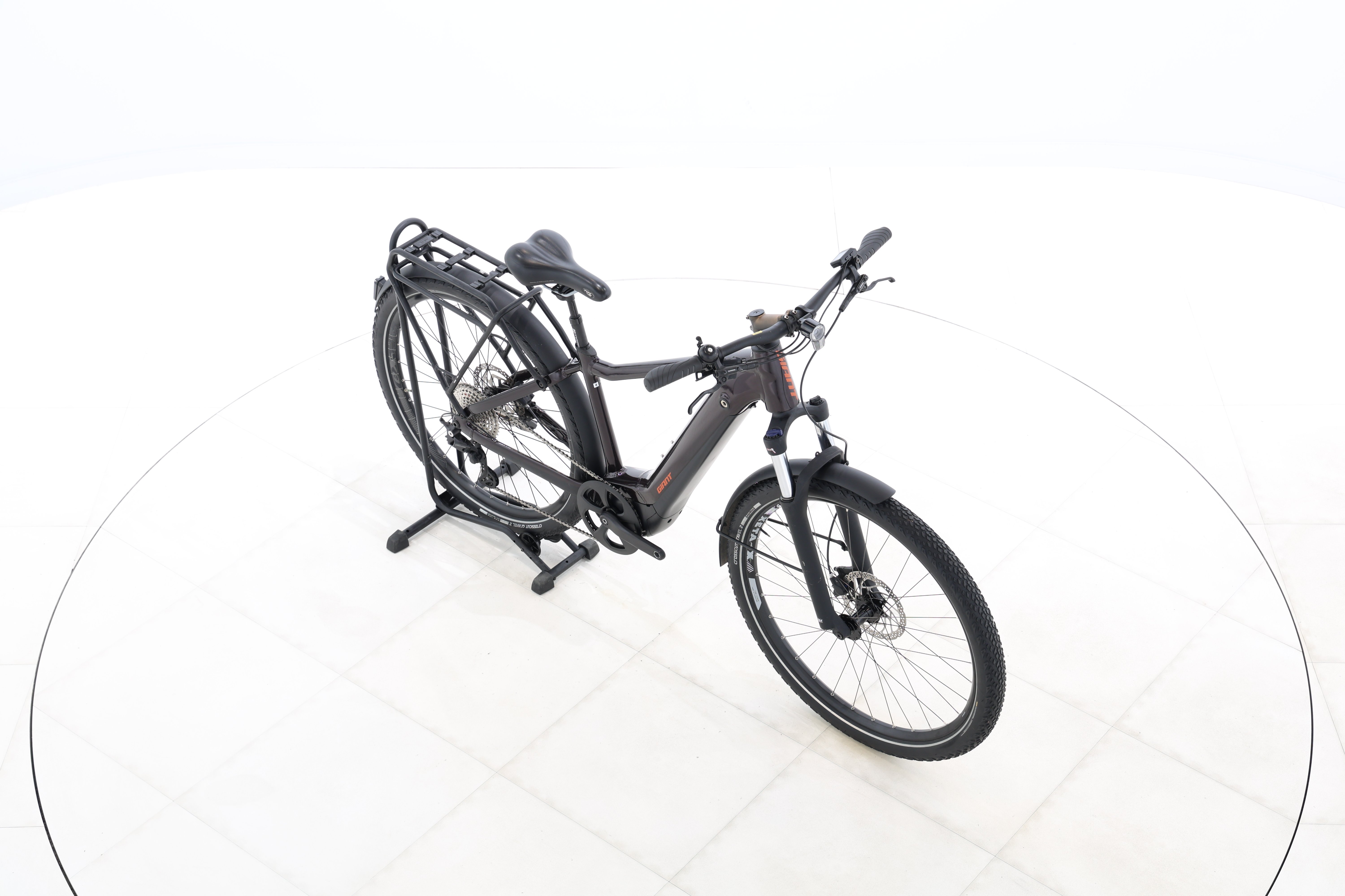 38a9690d-7e0b-4166-bc41-00d485b8ad16