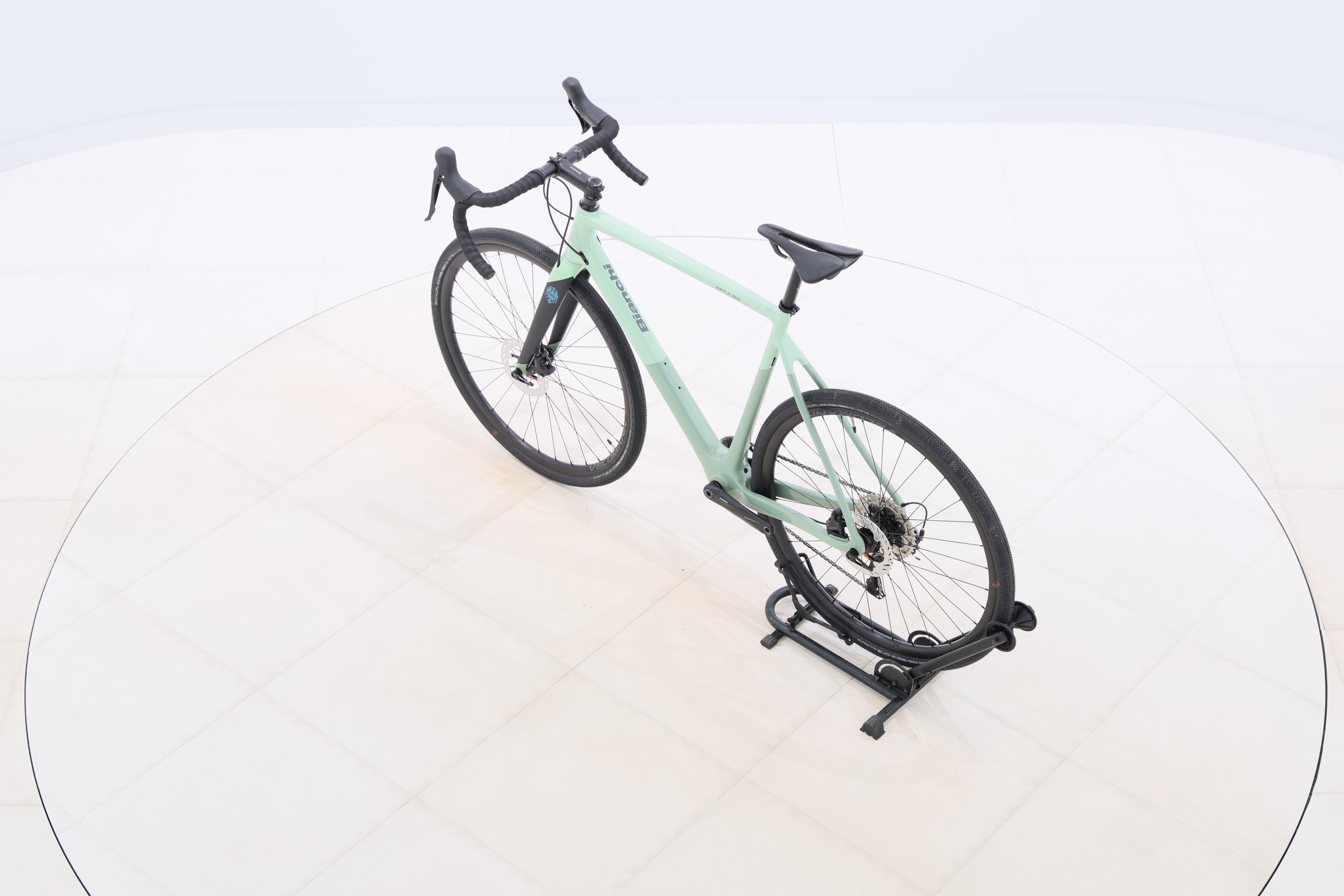 cb5037e3-308c-48eb-8df0-bda801bfcae8