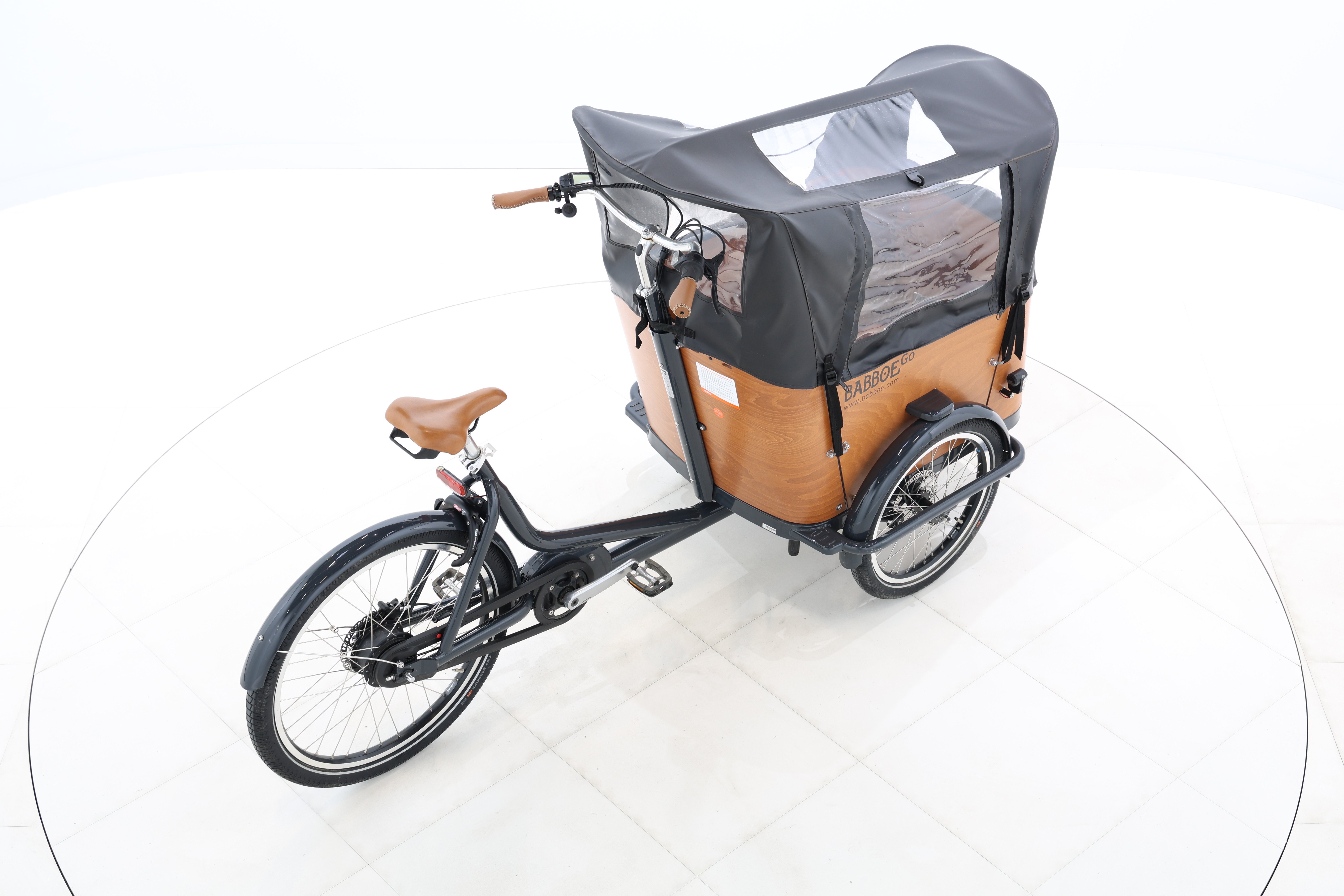 a09b5637-4a10-4a98-9f17-0298a07d3ccc