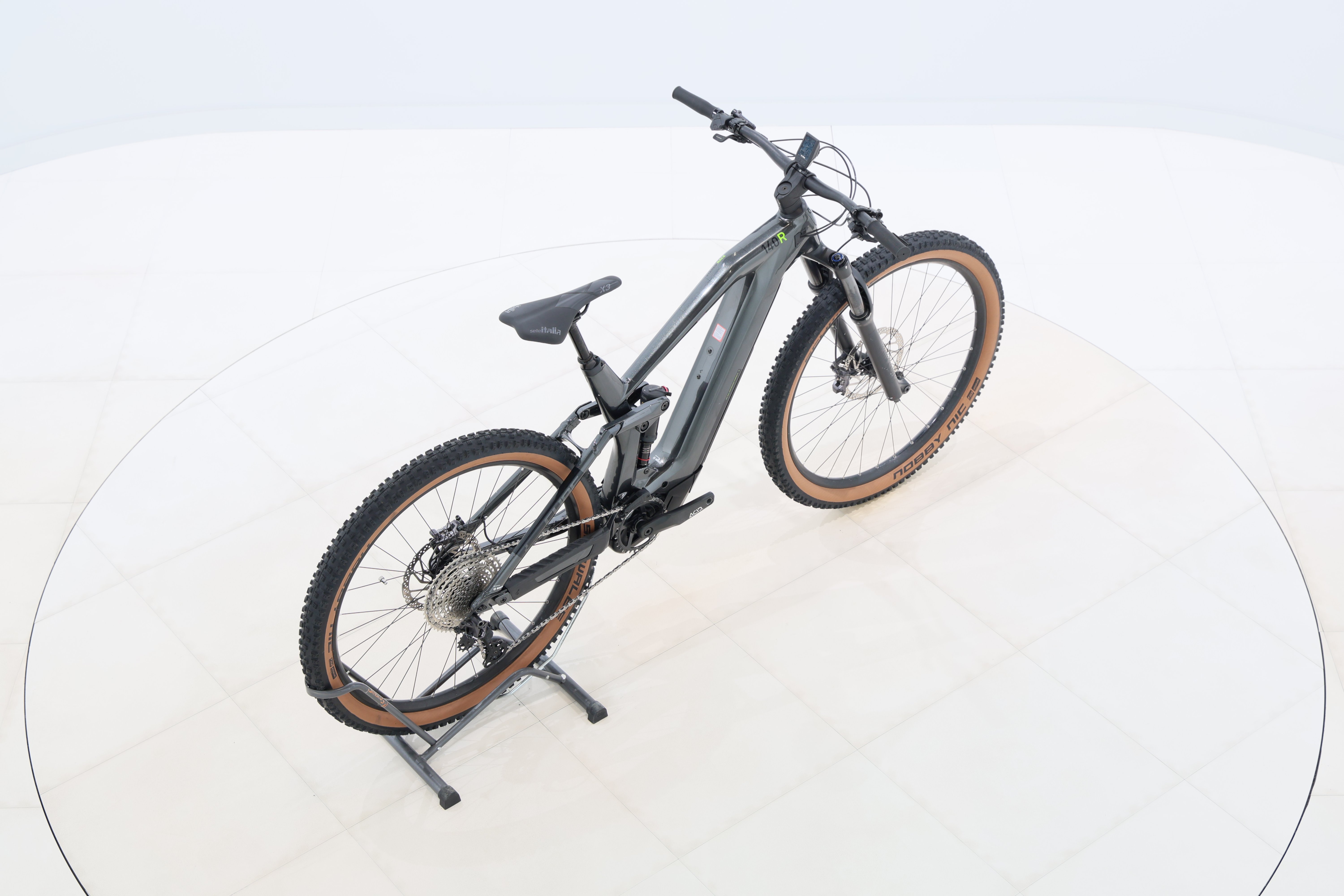 aa5ffd78-2a9f-40ee-a643-66190057630b