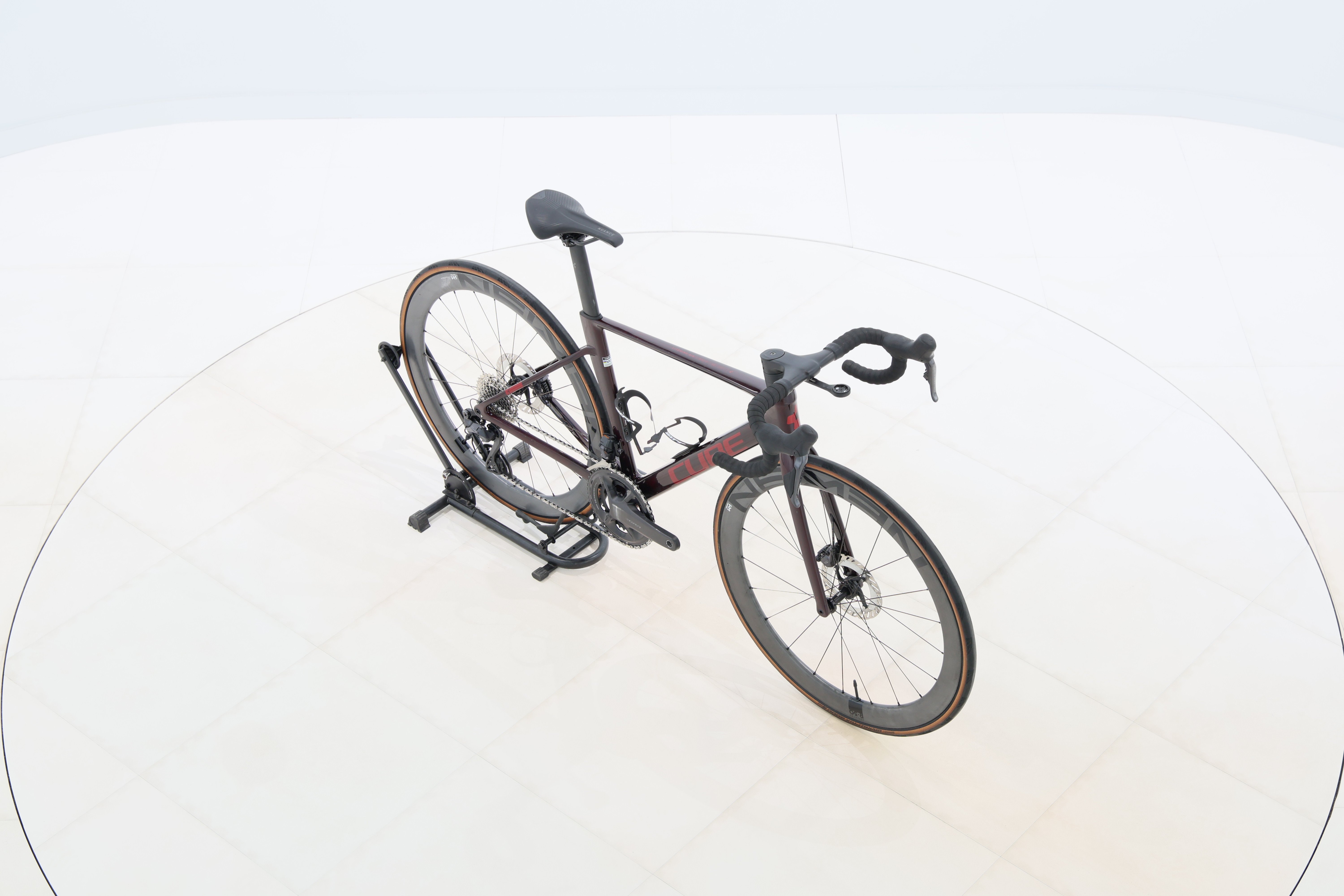 f52776e6-9d1a-4a8b-a93e-c421448f9a44