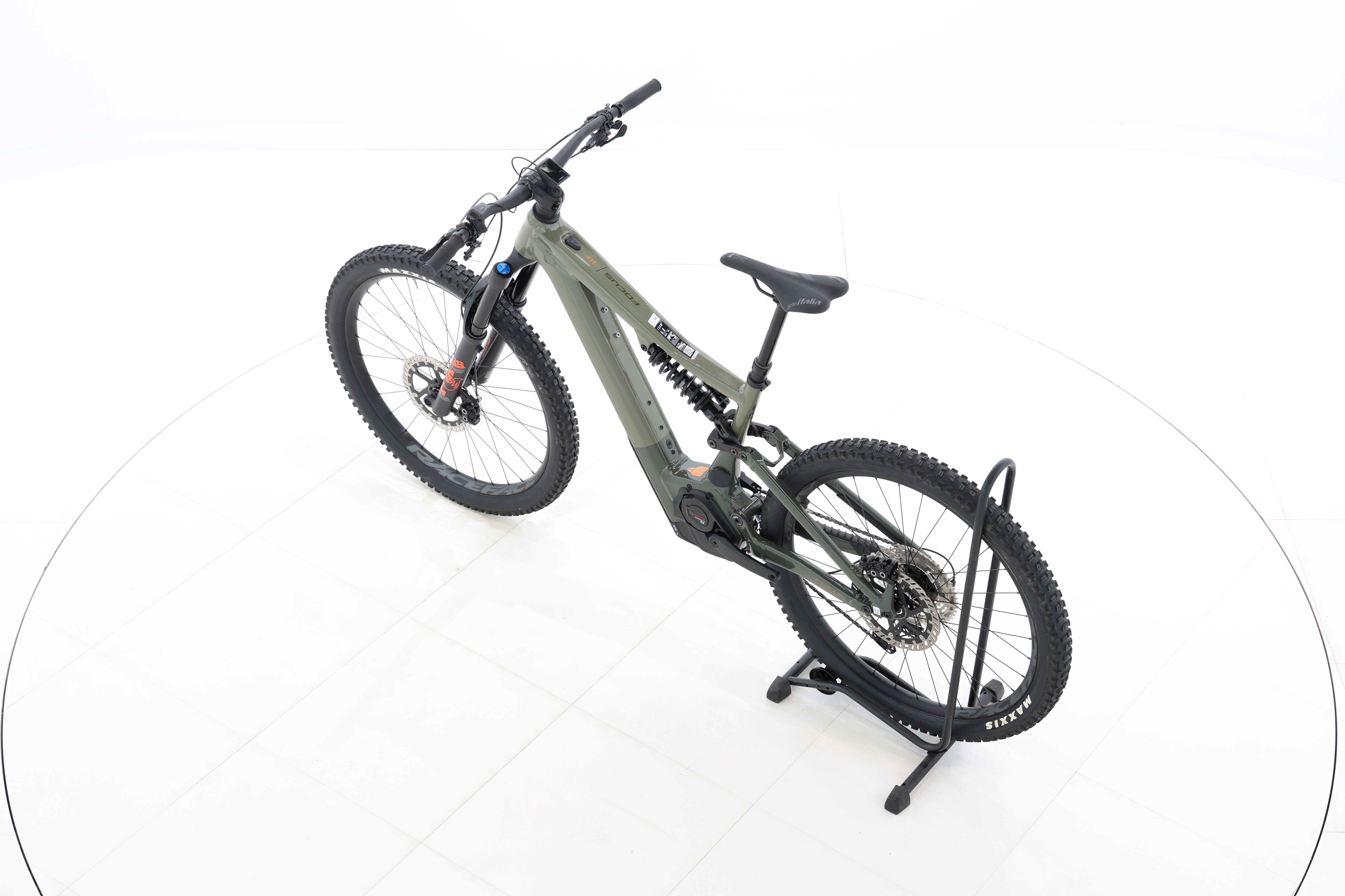 dcd0734c-440c-4a6d-8af7-24fa992164eb