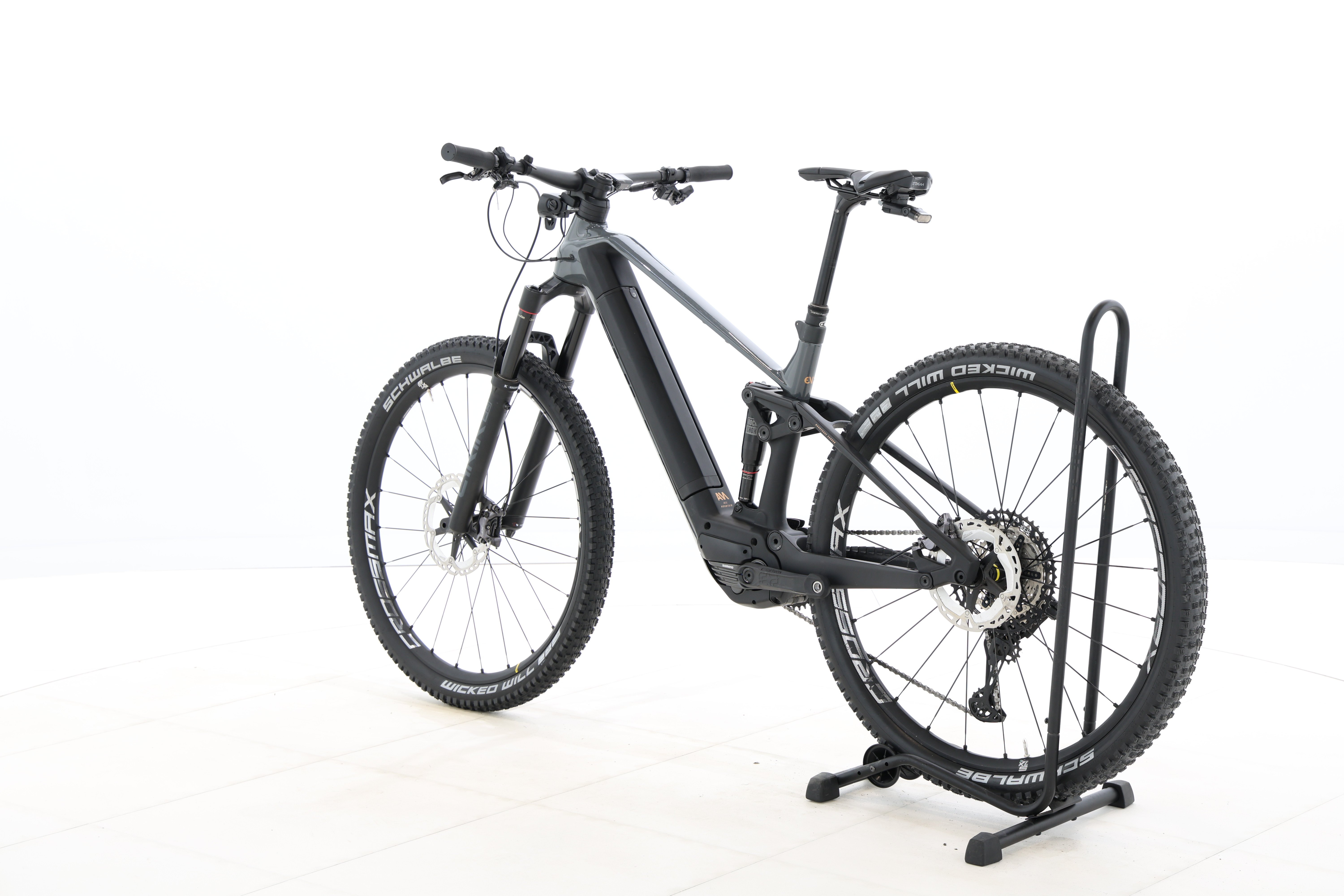 66d04146-b399-4119-9985-5a23a85b2306