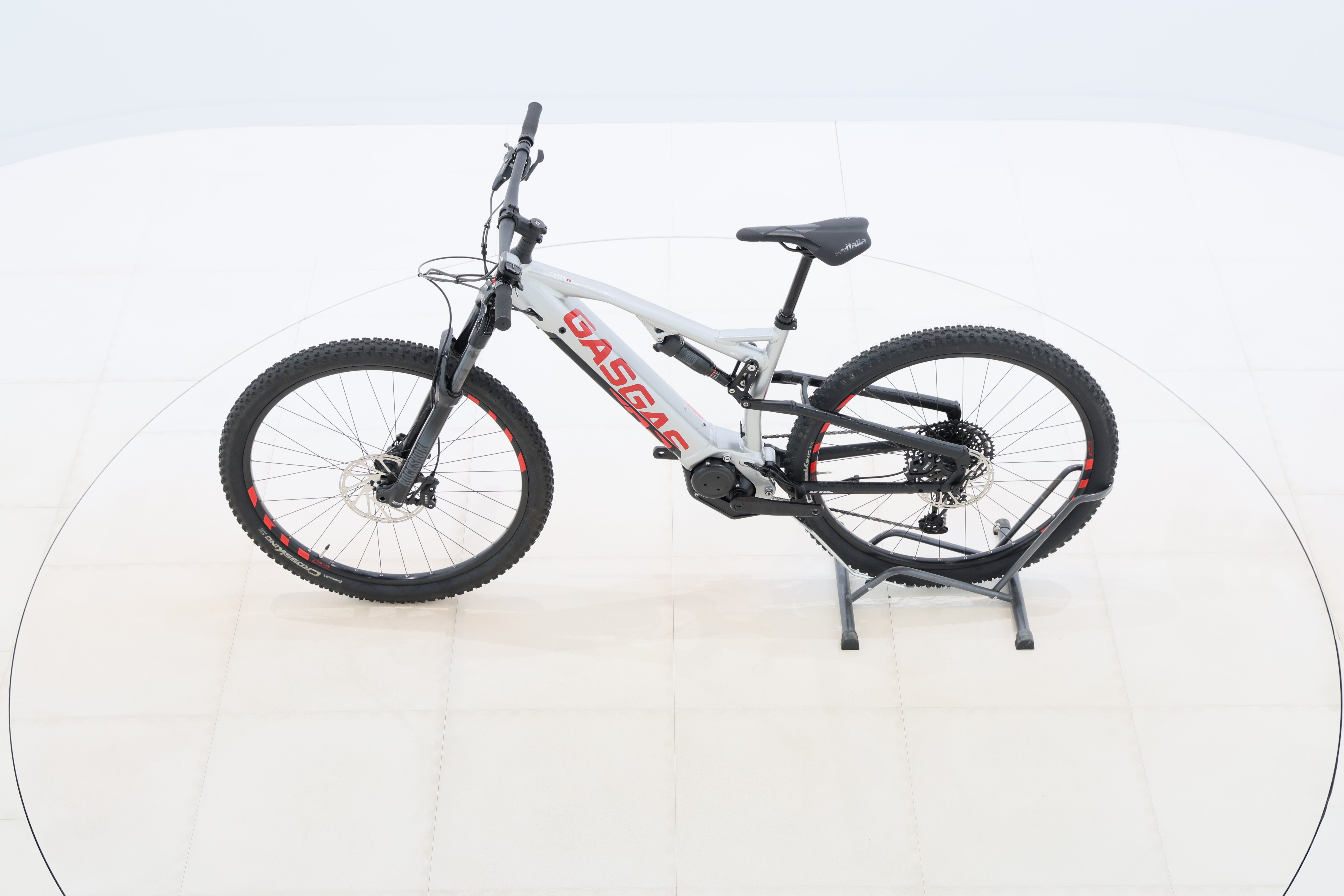 95ca7e7c-94ac-460f-a734-c2b4faee4e89