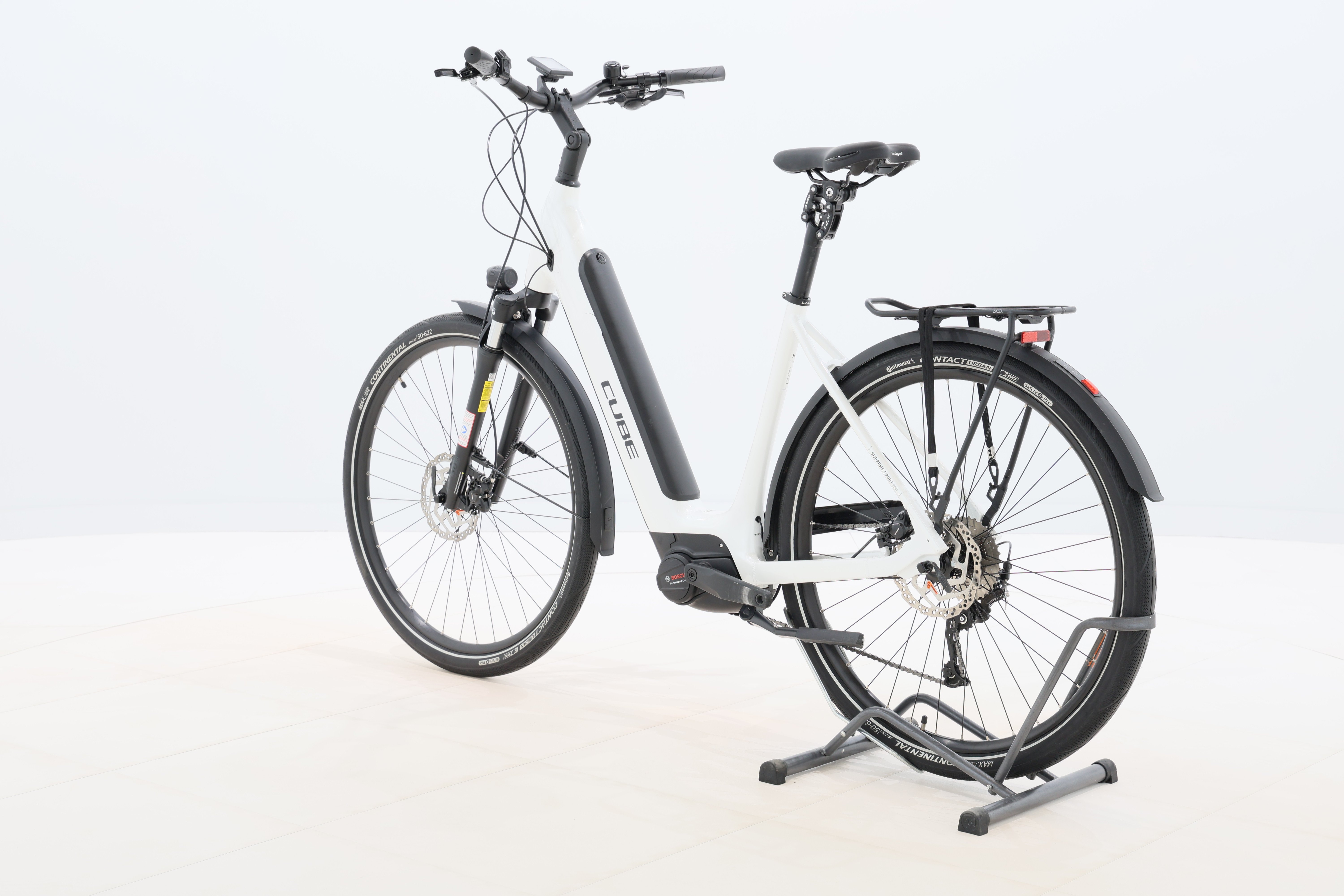 8f48c4d3-4820-4b41-b2fe-9b3e0baa0642