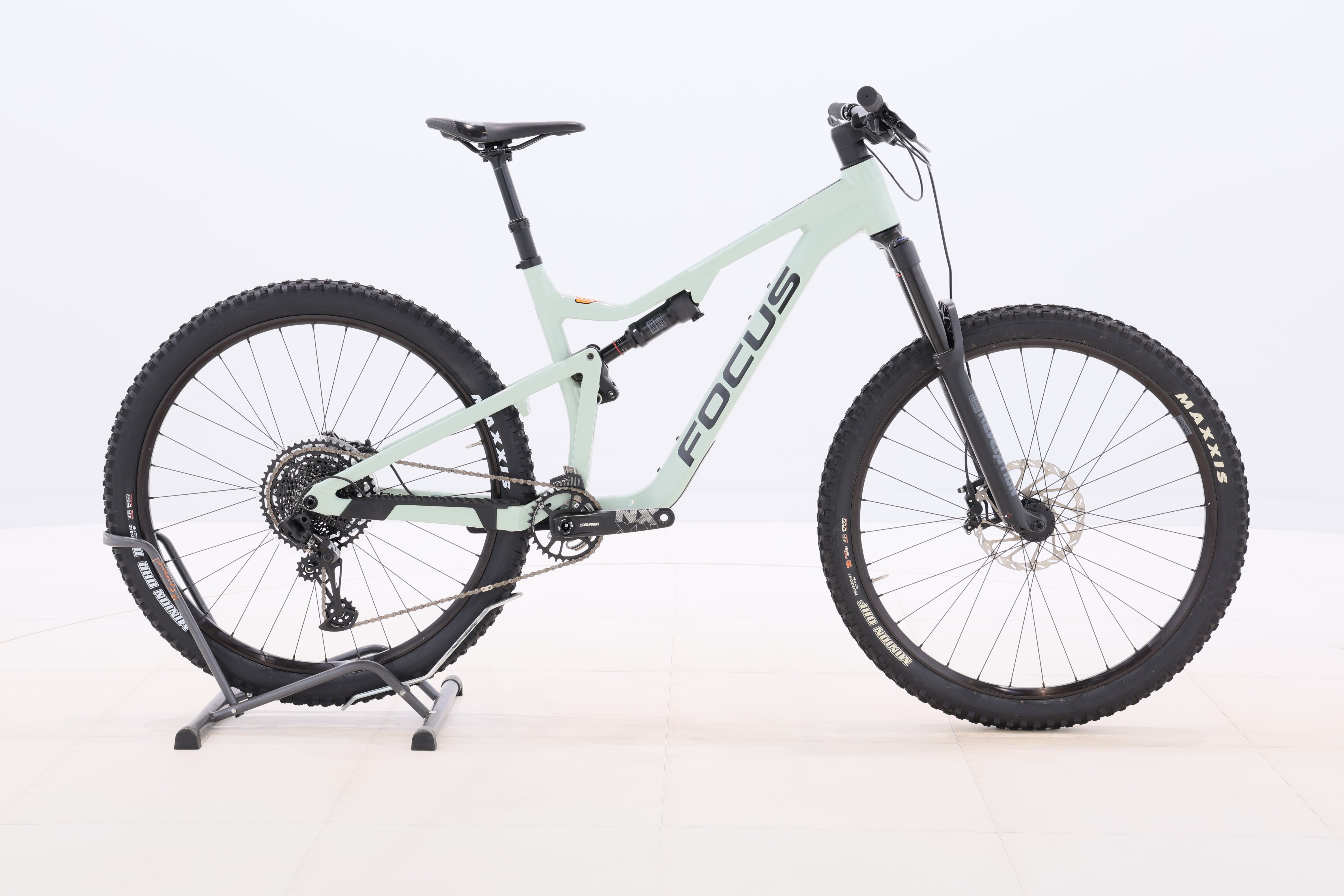 f1b047a3-9325-41c1-b6d3-4cbe08ef3a05