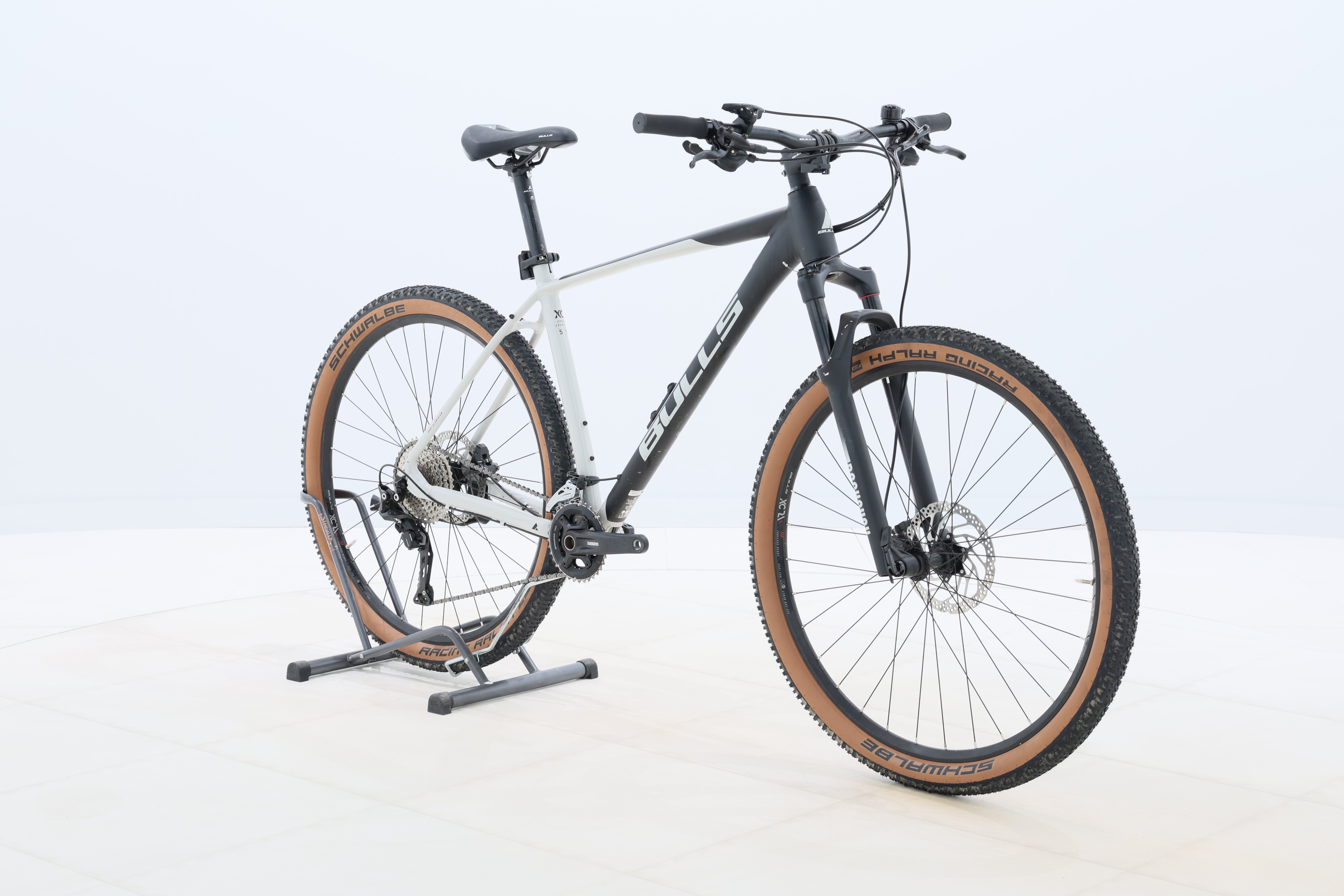 b3ec0740-3ccb-4445-b464-d6c6c56d135e