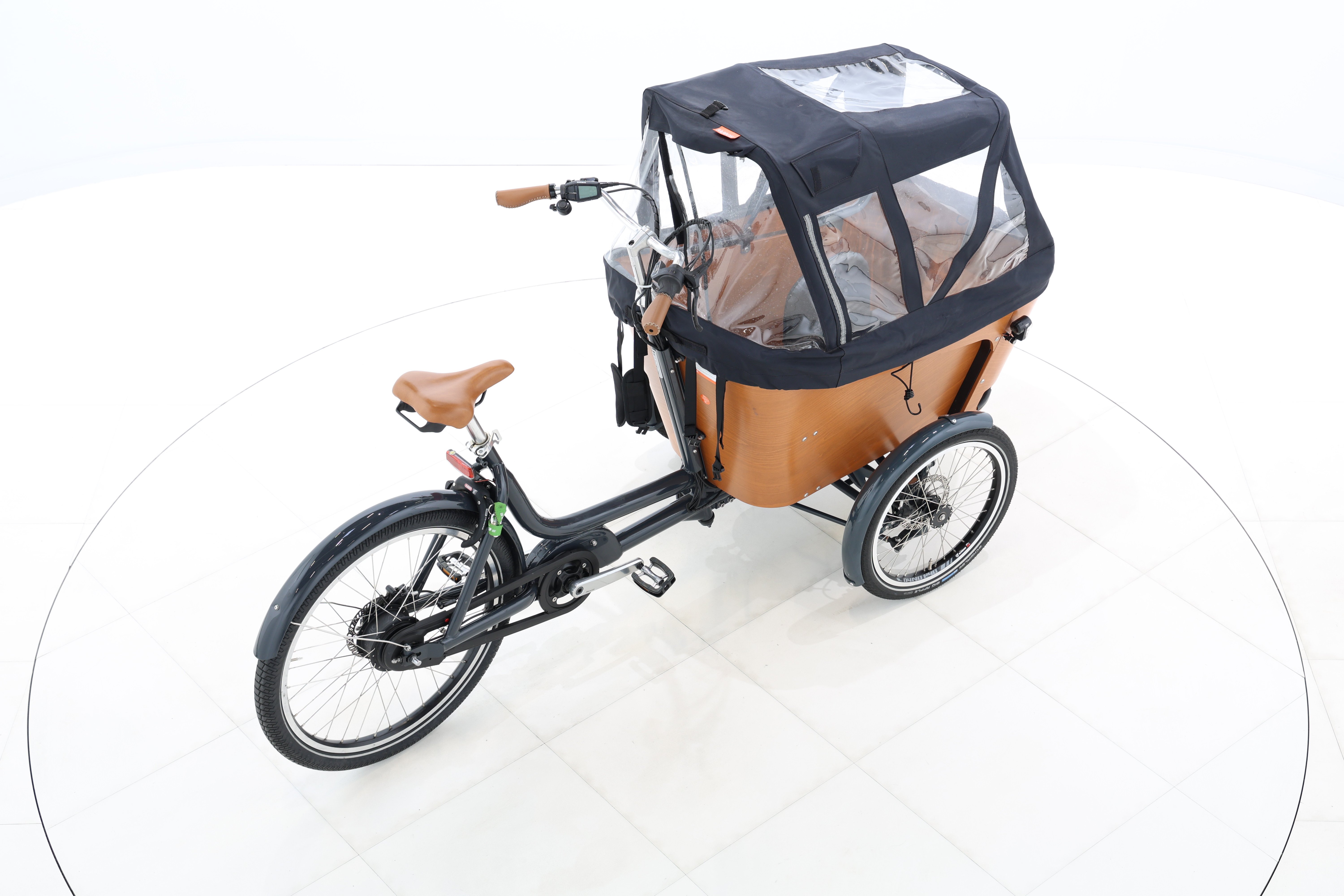 d28e5caa-f652-4938-9da8-924cd0a4945e