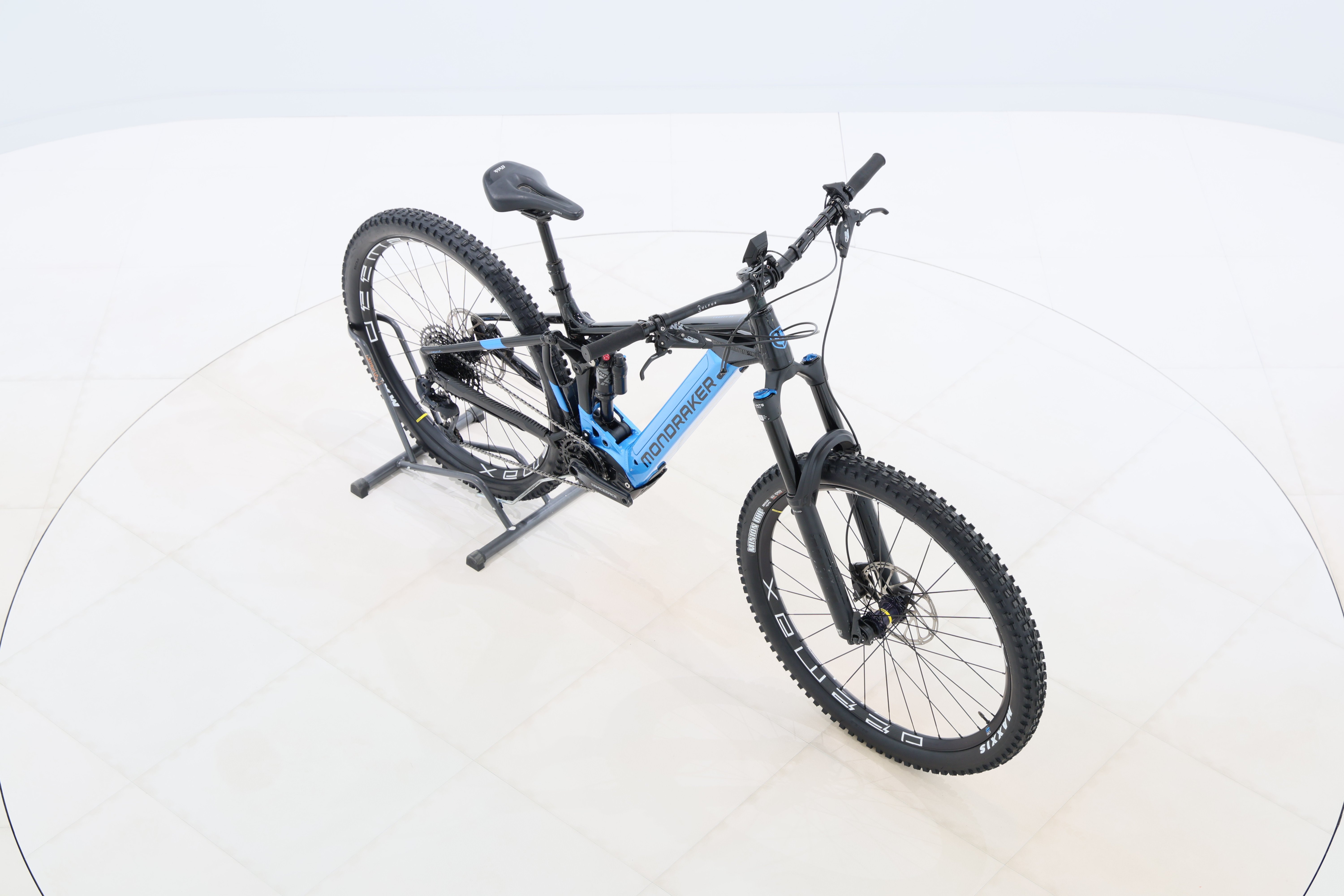 1938ab15-8a29-4631-879c-9eb6371ed3ab