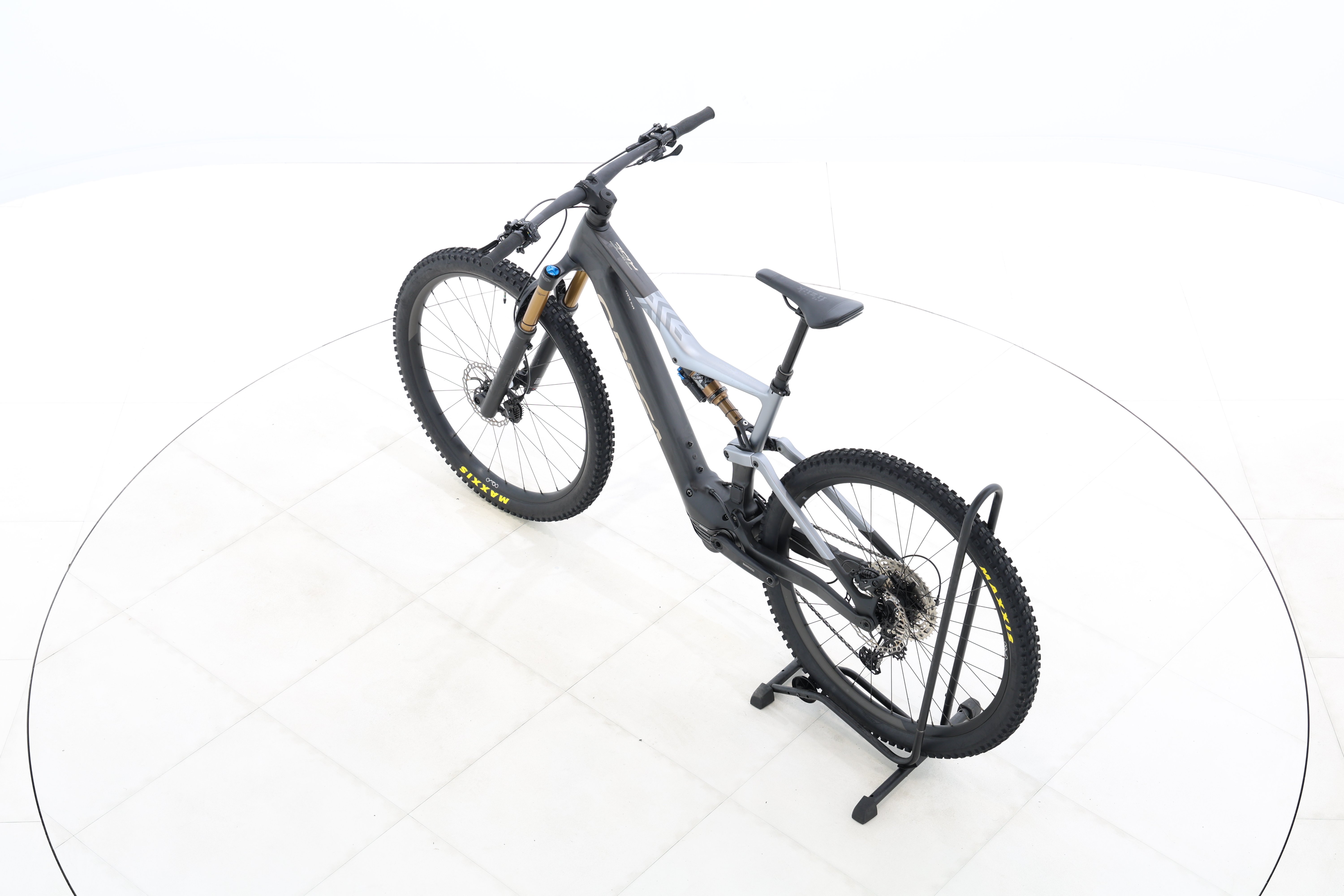 a7e2c649-1f3d-48b3-8a1f-921141ee0e4c