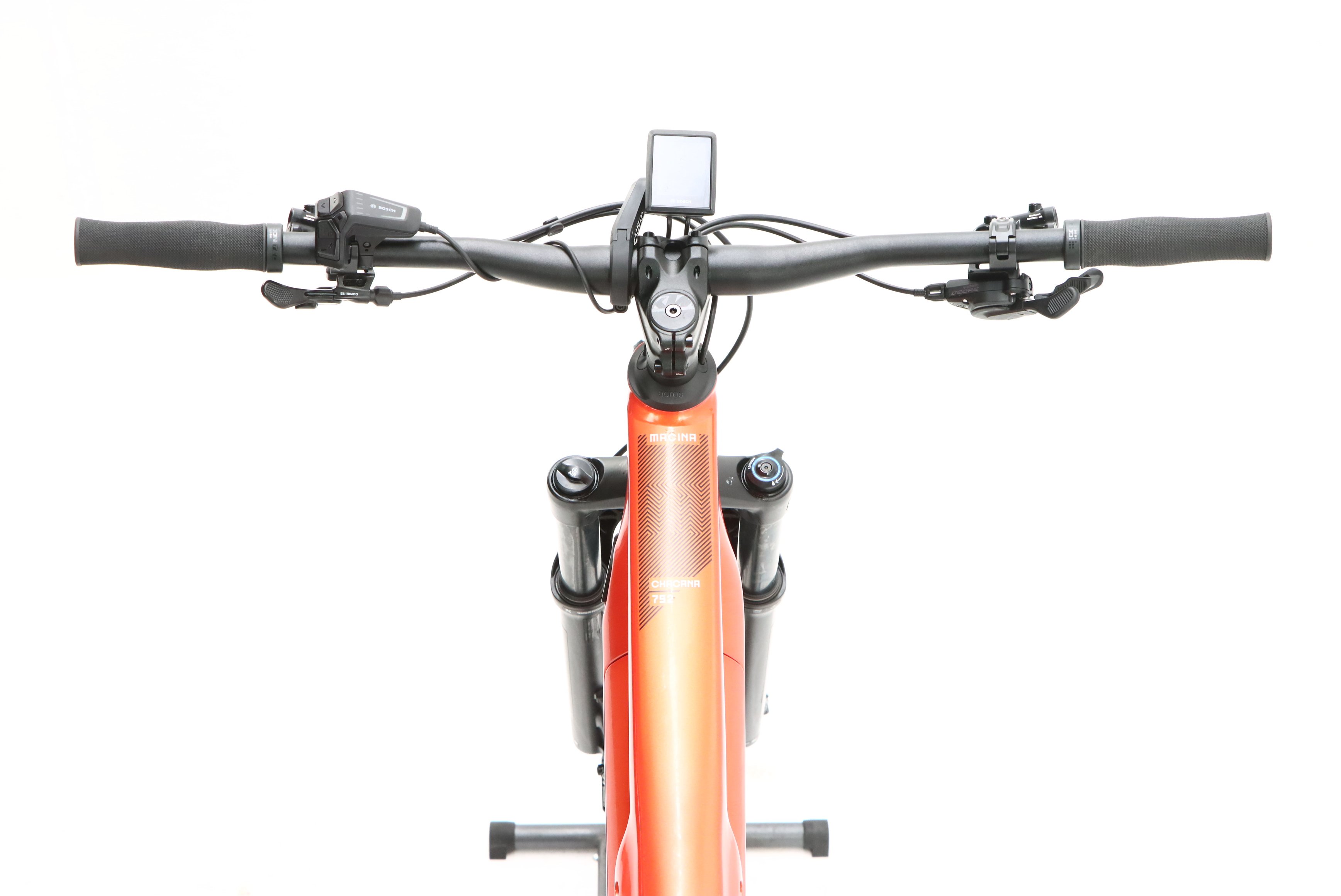 a6a896ff-9874-40f1-b1e3-3cfd8699fae3