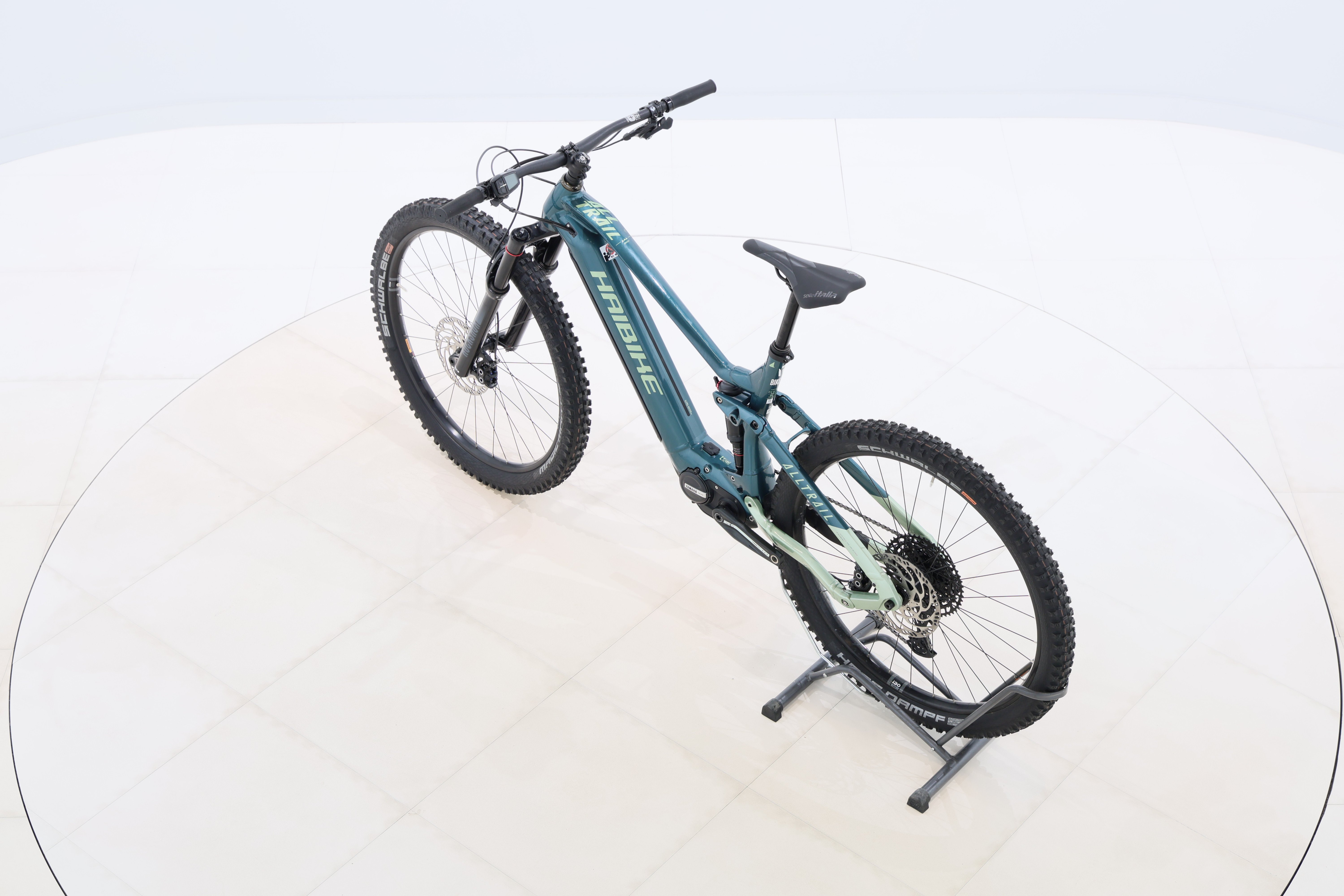 4bc5dab6-5410-4a0d-87b6-12d74367c13f