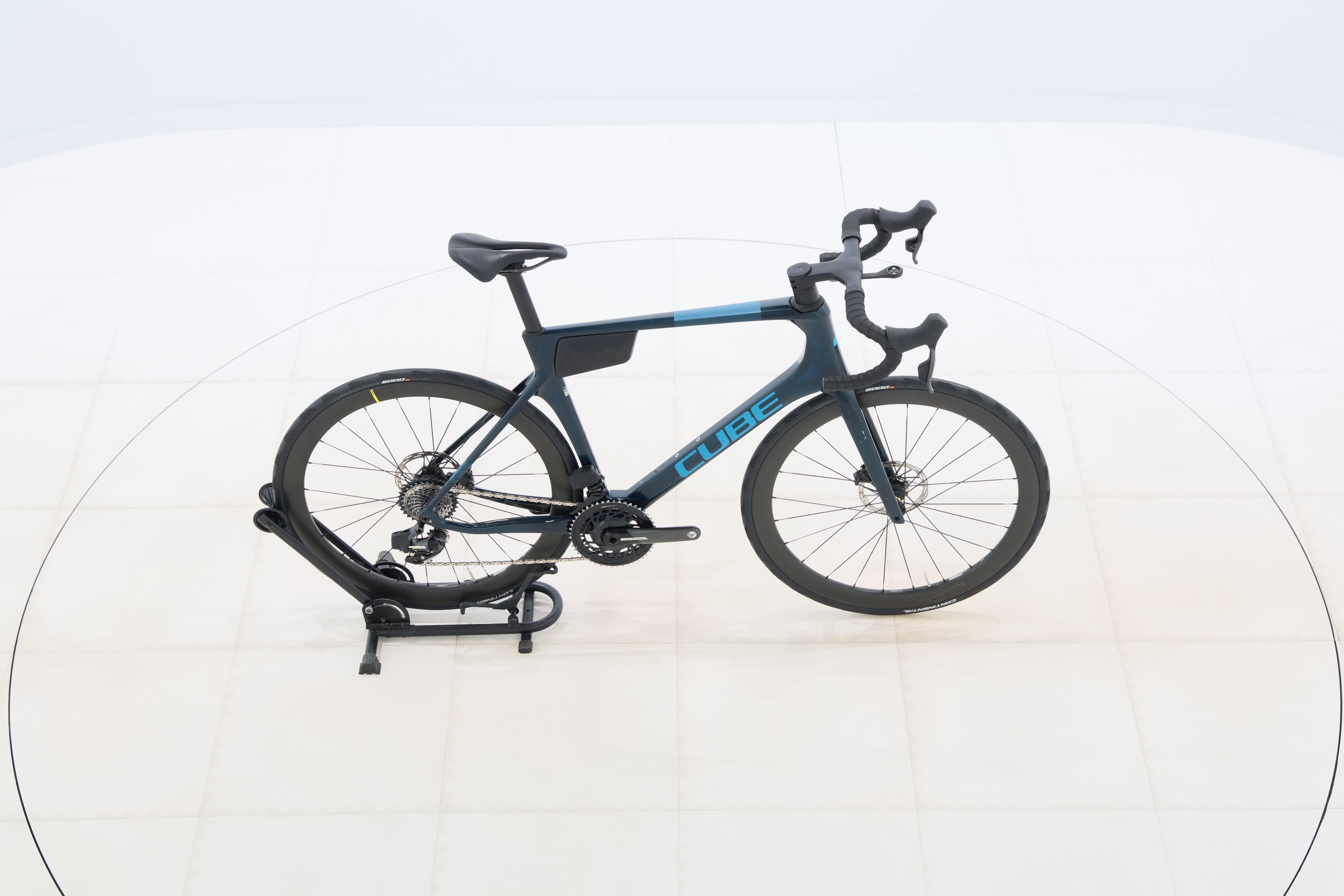 fb226b9c-0318-4bf2-92e3-4f1d94e1e701