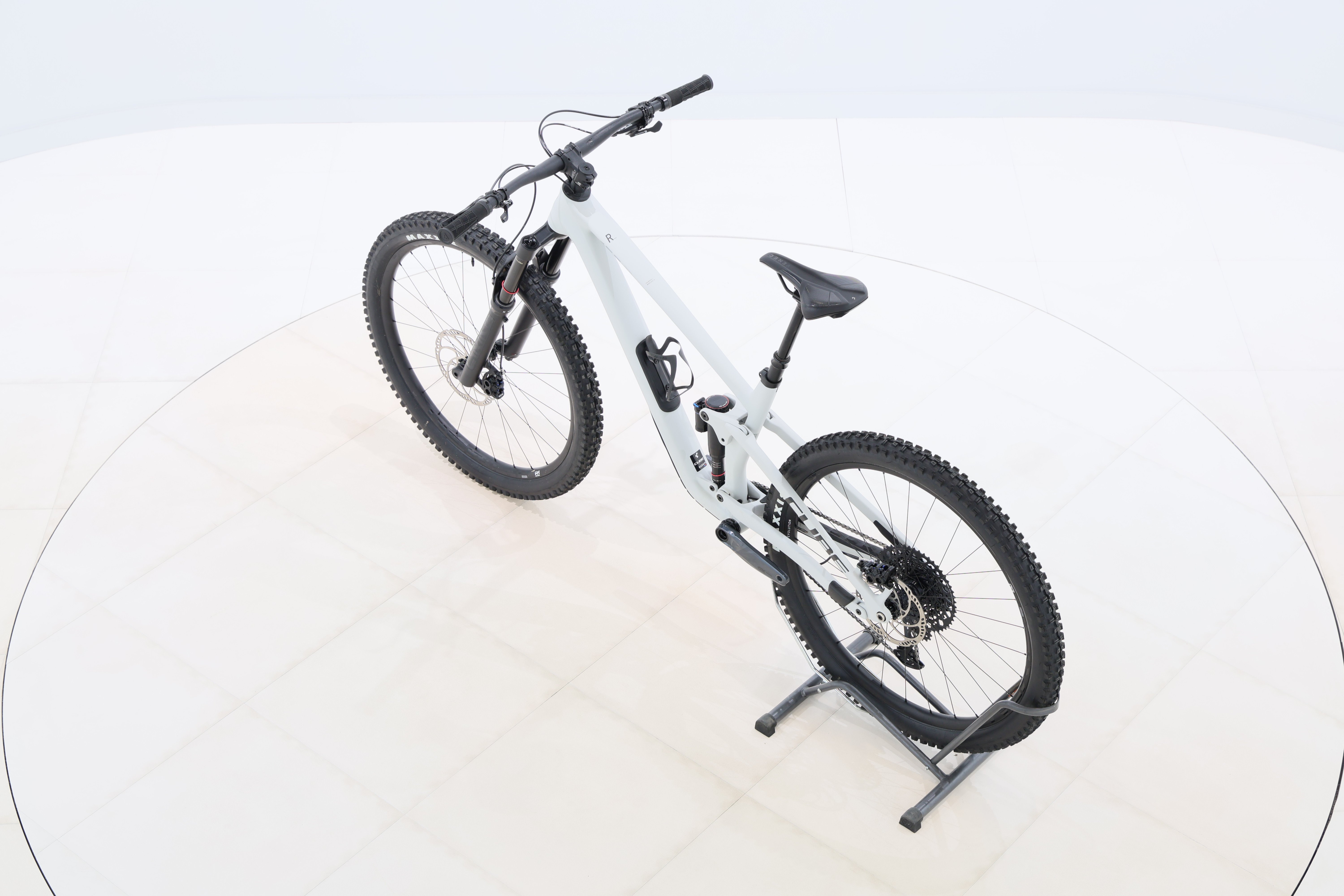 a7fc4bb8-bc02-4520-93d5-d09c8cd5f645