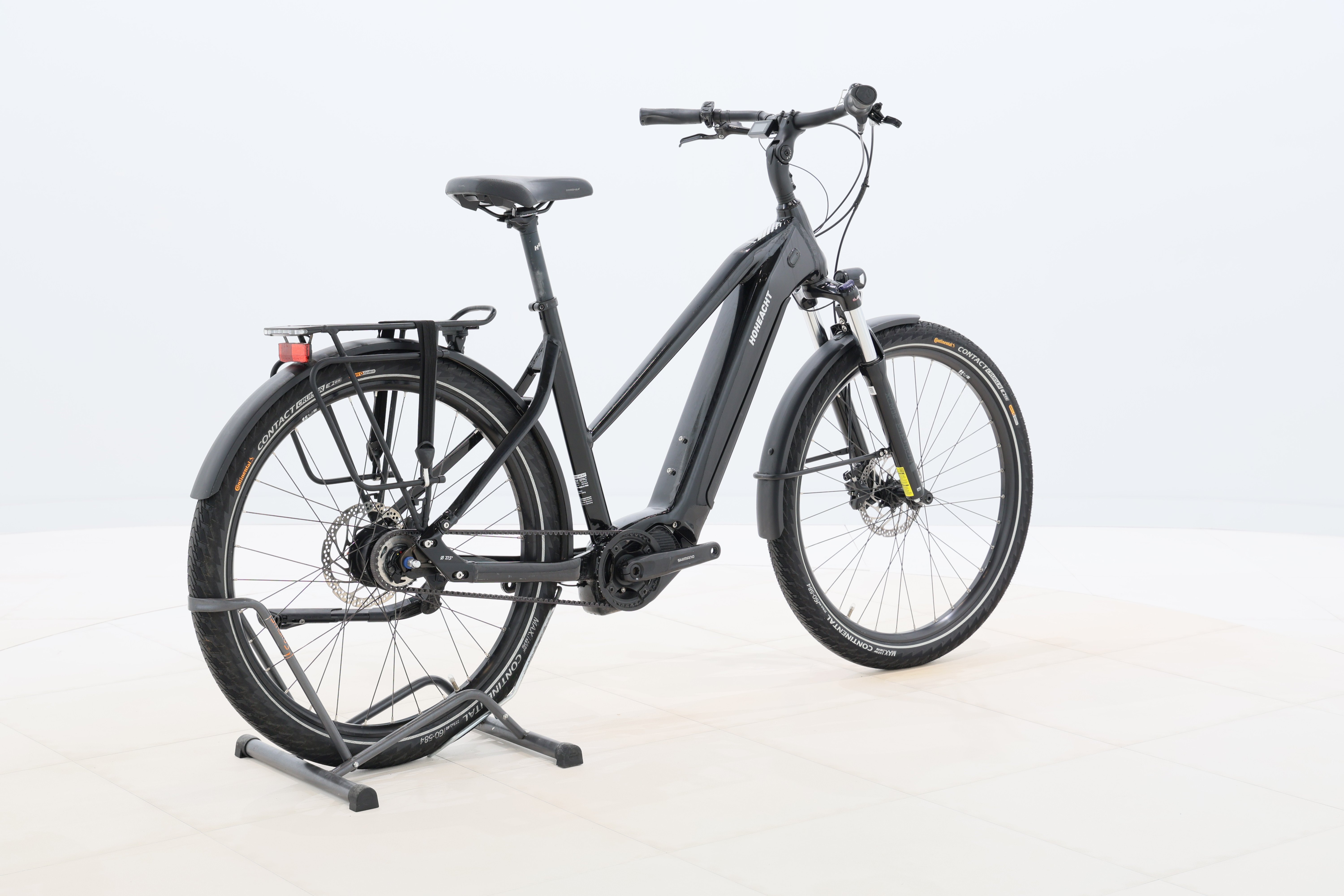 a3c65e05-a988-4de5-a50a-35025d5b3643