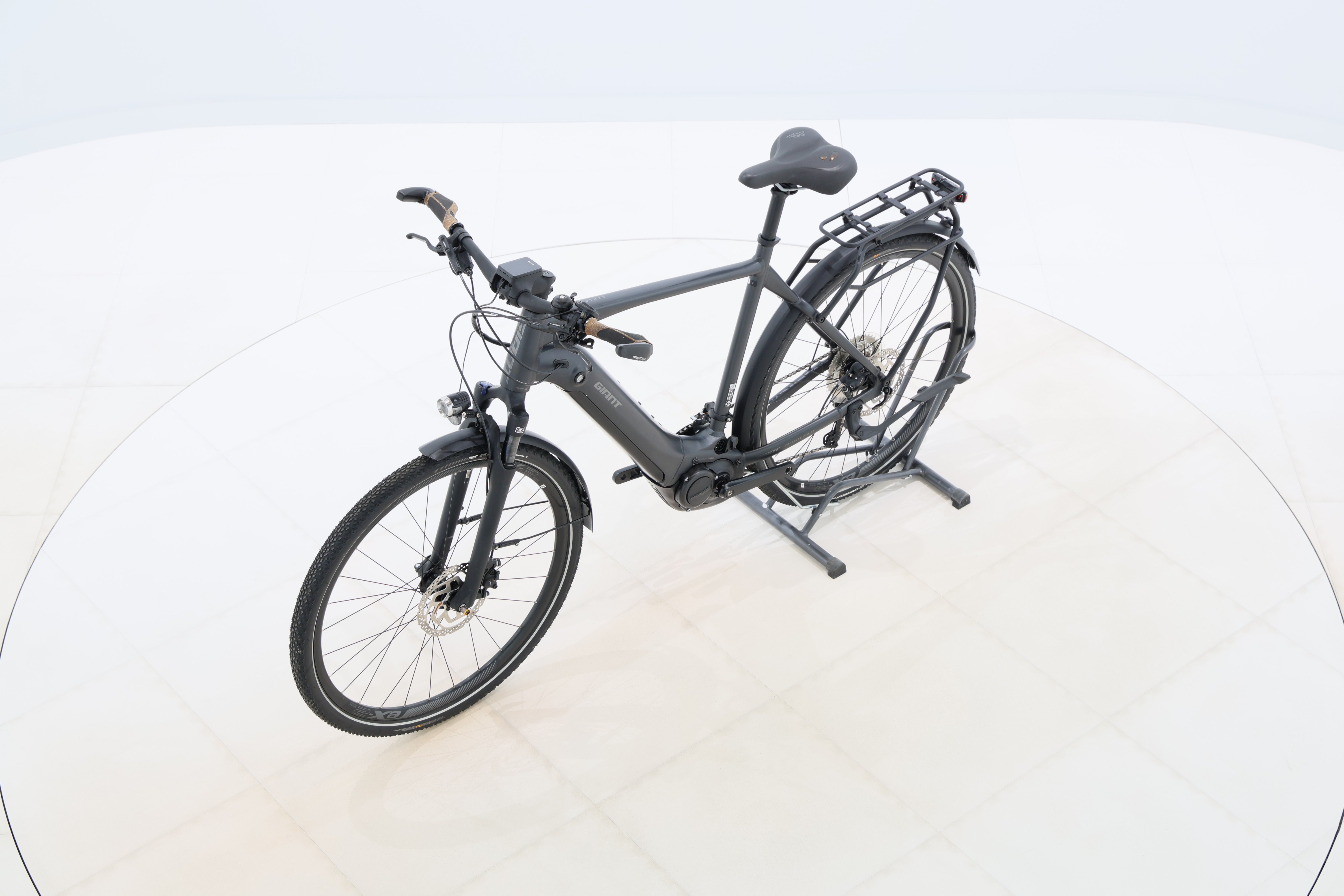 b904a6b9-3c4d-449d-bd00-9026a676a418