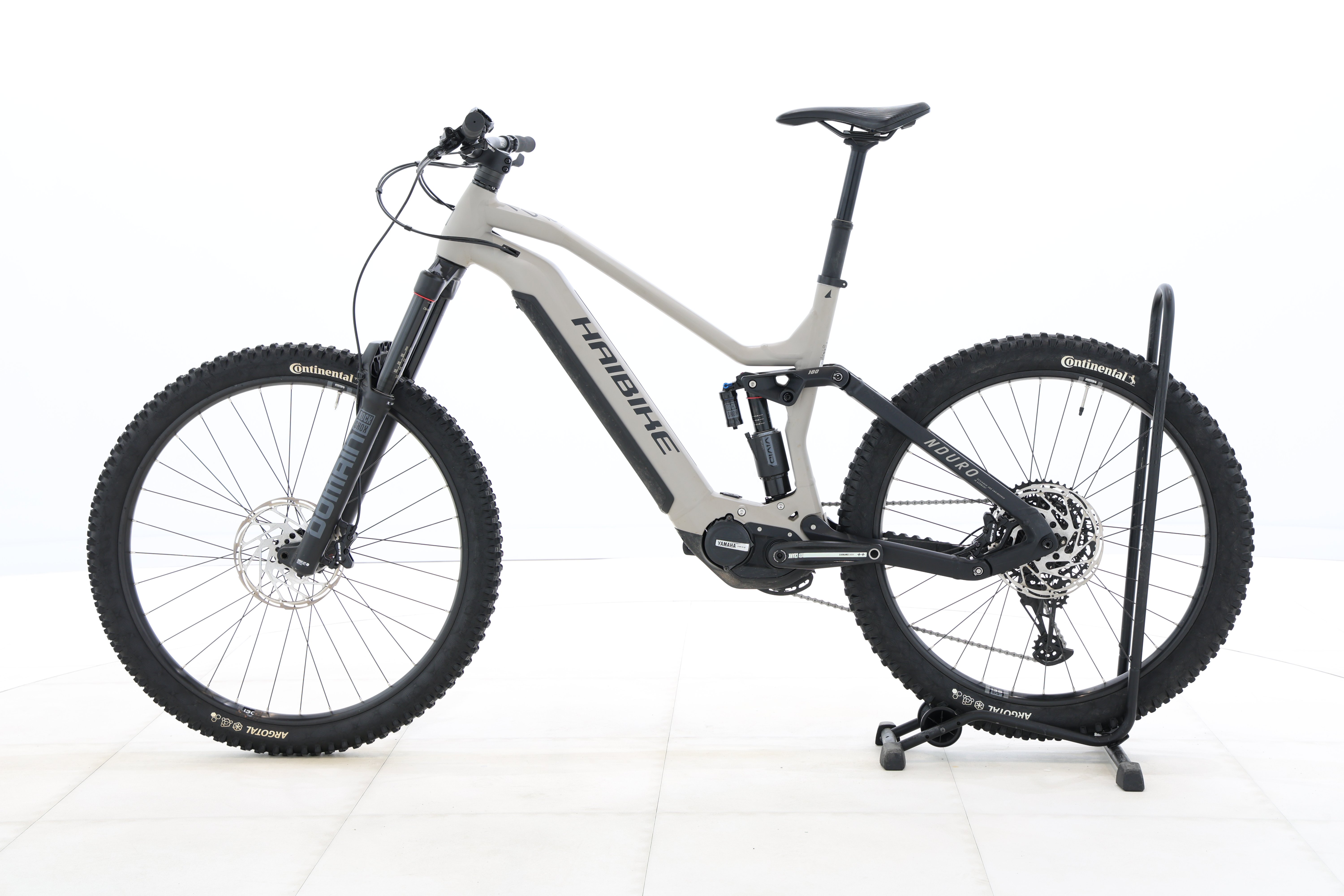 95158991-4876-40e8-a0a1-4f64a229e46e