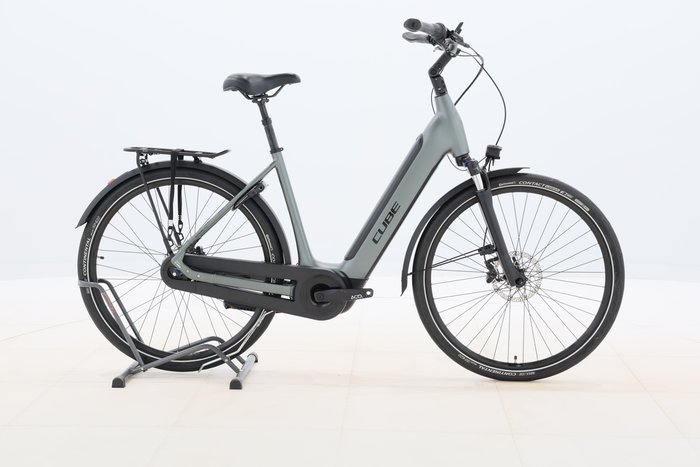 Cube SUPREME RT HYBRID PRO 625 2023