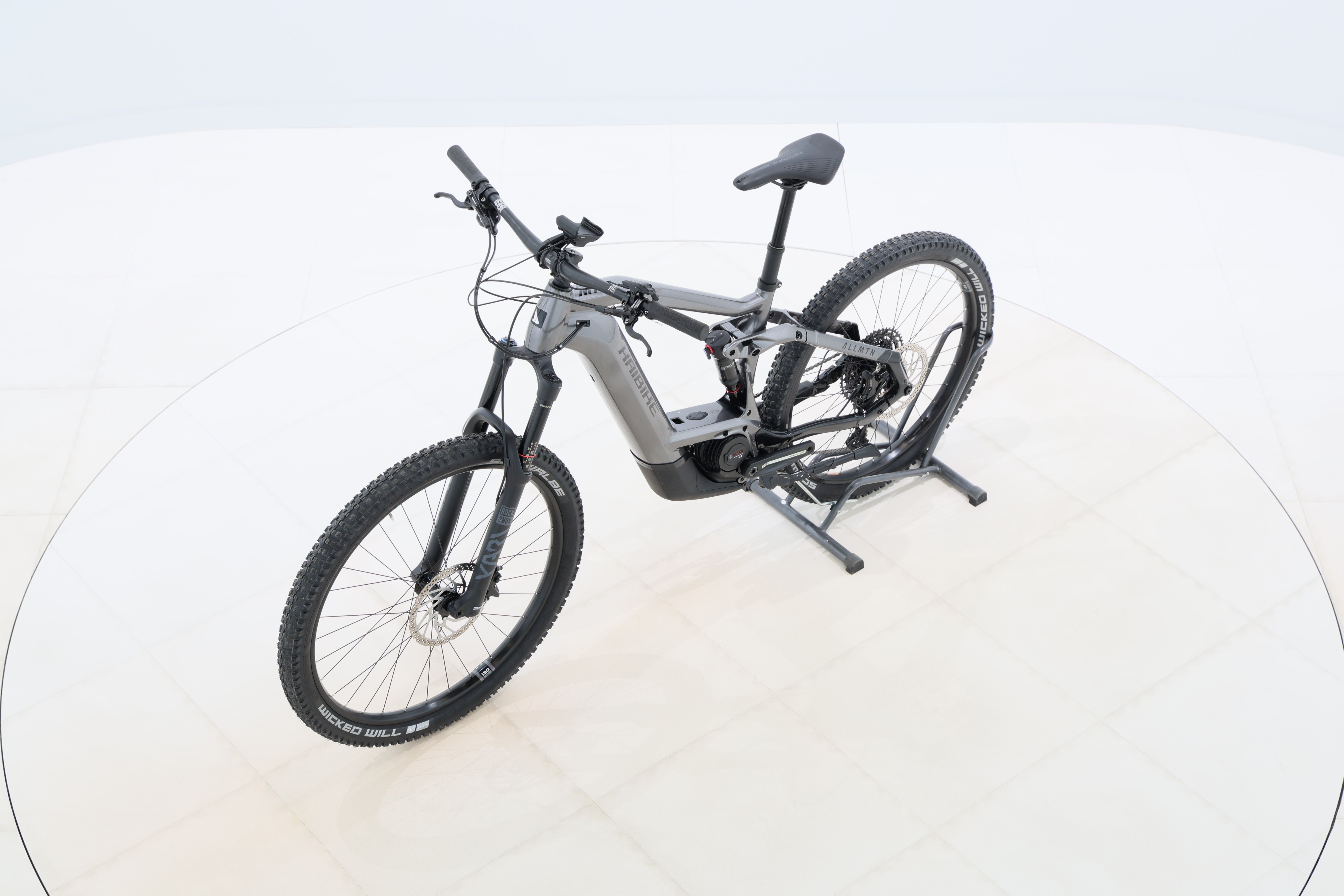 0ddbfe31-75a9-423a-b16b-50a657626512